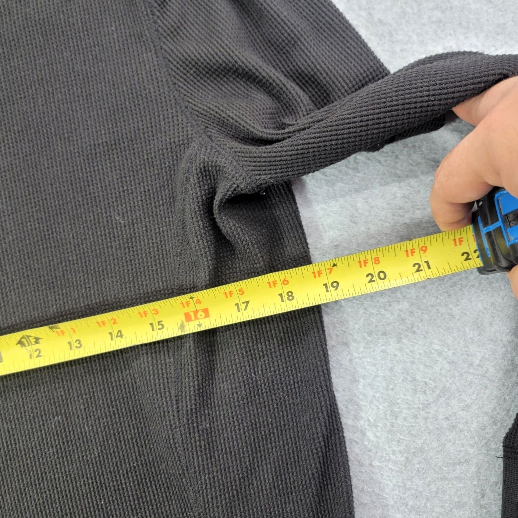 Starter Starter Mens Black Waffle Knit Thermal Long Sleeve Shirt RM36220 M 38-40``` Size US M / EU 48-50 / 2 - 6 Thumbnail