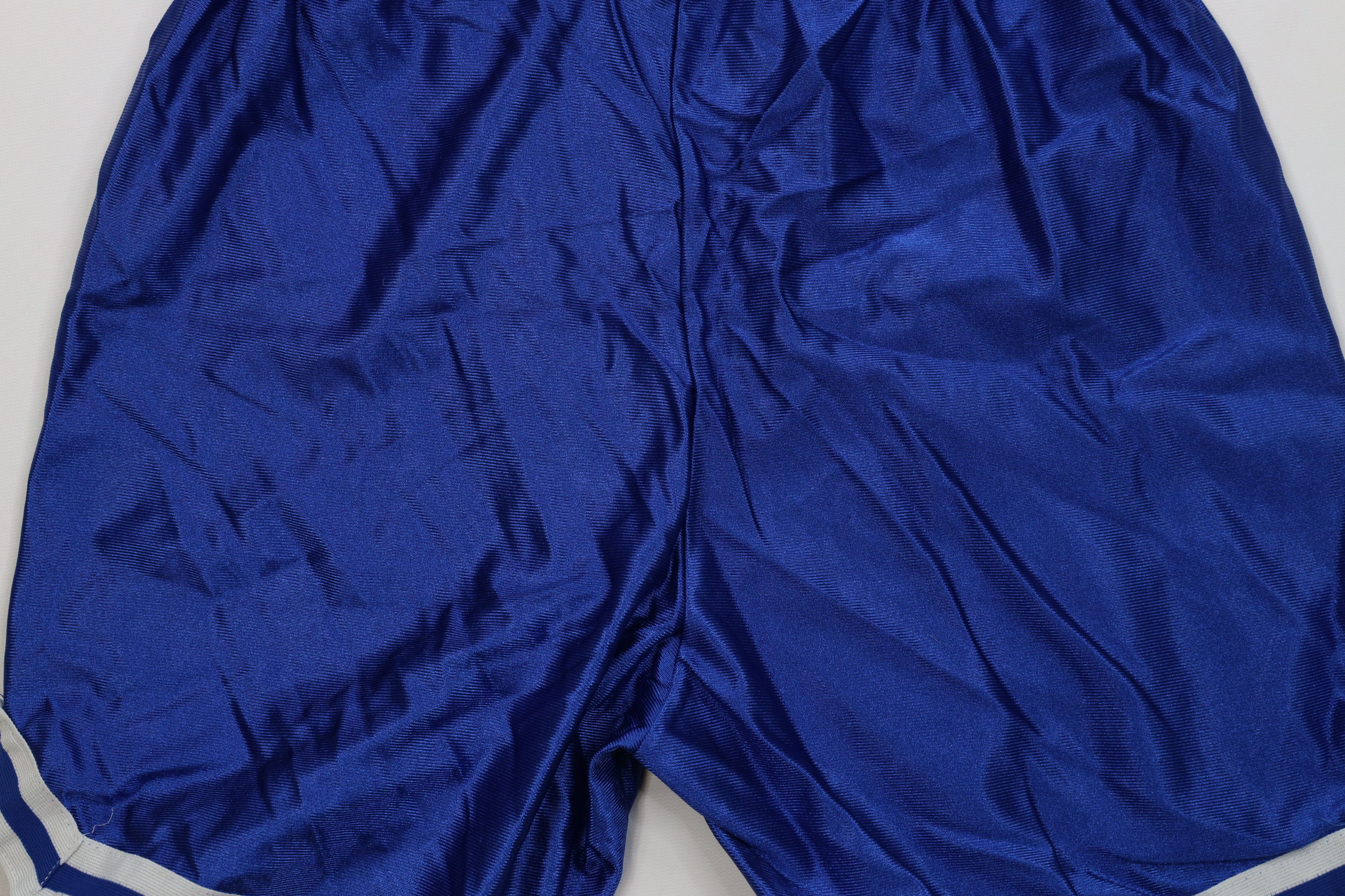 Vintage Vintage 90s Silky Nylon Above Knee Basketball Shorts USA Size US 32 / EU 48 - 11 Thumbnail