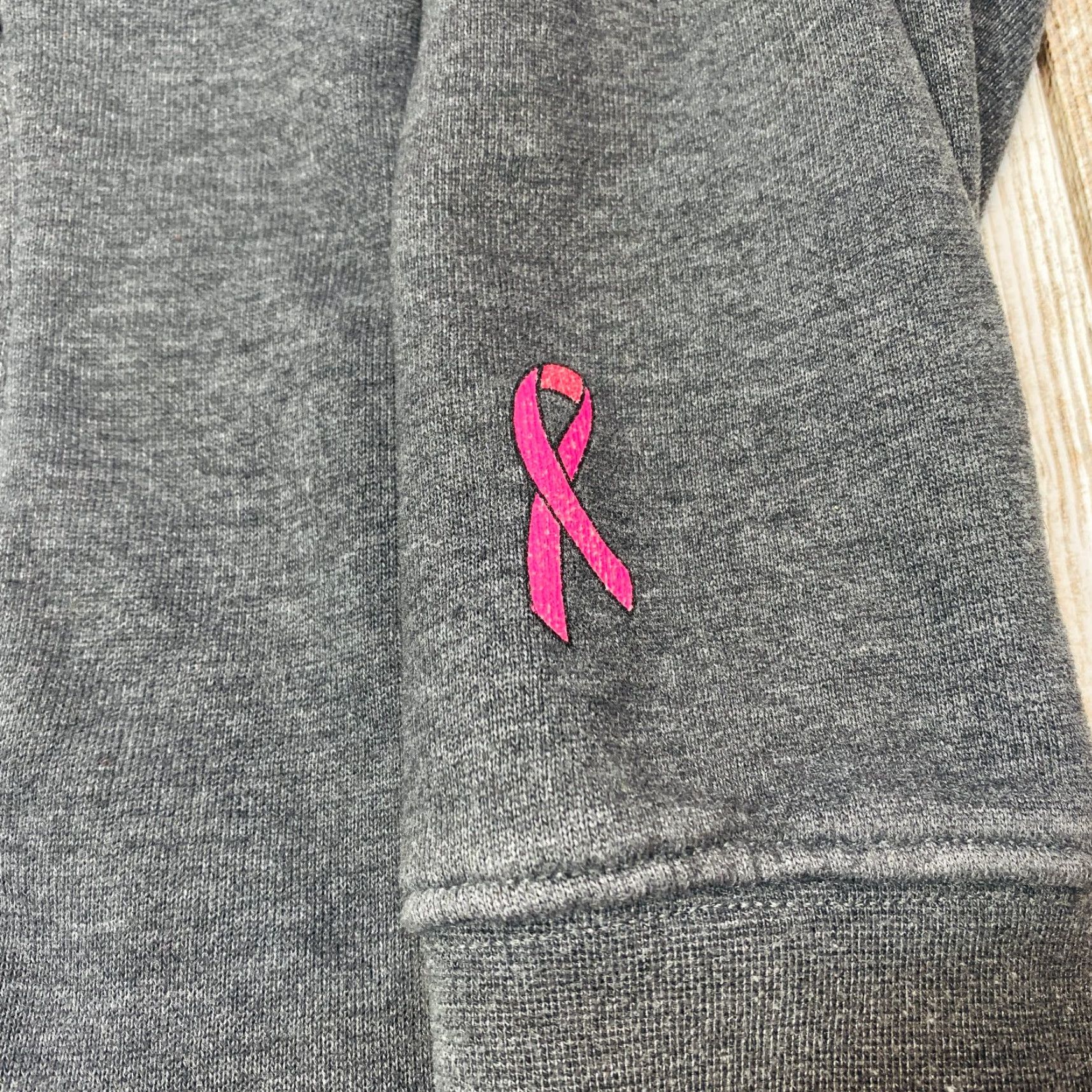 The North Face VINTAGE The North Face Womens Large Hoodie Breast Cancer Awareness Collabe 7543 Size L / US 10 / IT 46 - 5 Thumbnail