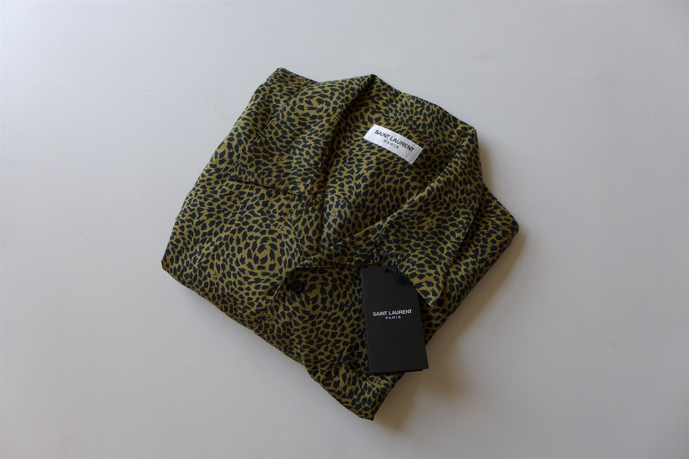 Saint Laurent Paris Saint Laurent Leopard Print Short-Sleeve Shirt Size US XXL / EU 58 / 5 - 9 Thumbnail