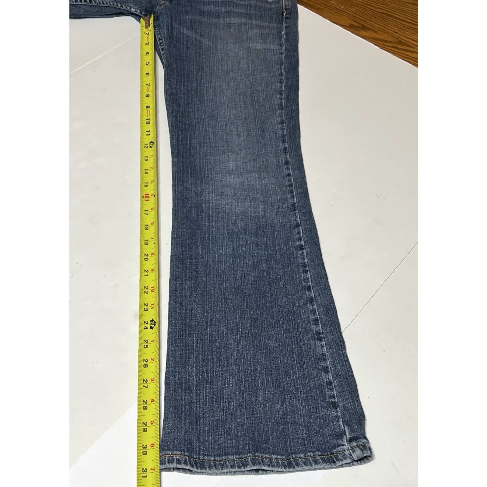 Levi's Levi's Jeans 518 Women Bootcut 34x31 Blue Denim Stretch Y2K Retro Vintage? Size 34" / US 12 / IT 48 - 5 Thumbnail