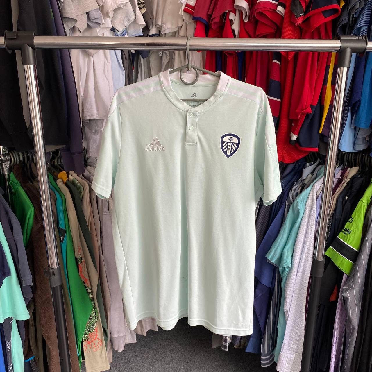 Adidas × Vintage Vintage Adidas Leeds United 2021 Small logo basic jersey Size US L / EU 52-54 / 3 - 1 Thumbnail