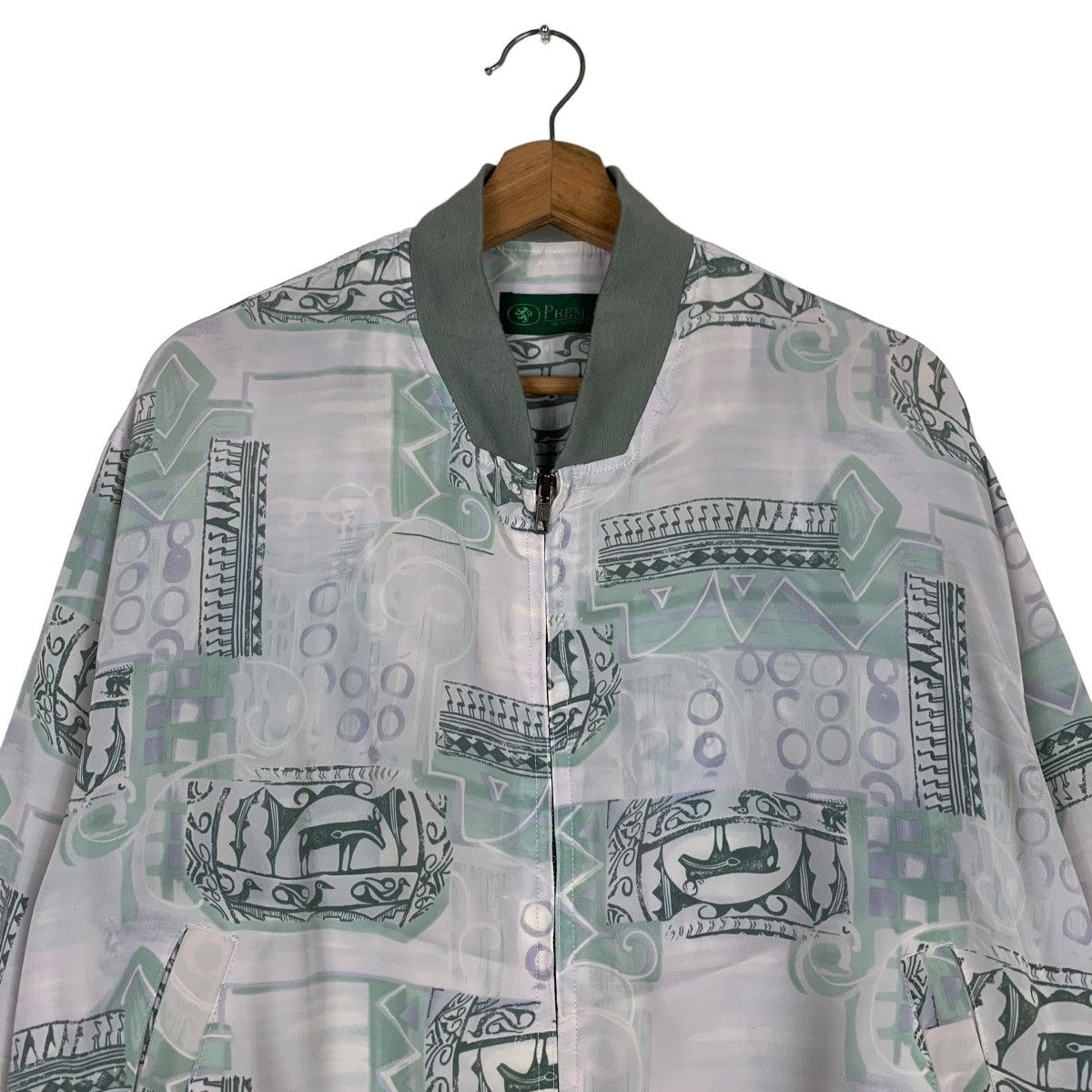 Japanese Brand Vintage PREMIUM Fullprint Light Bomber Jacket #0376-C17 Size US L / EU 52-54 / 3 - 2 Thumbnail