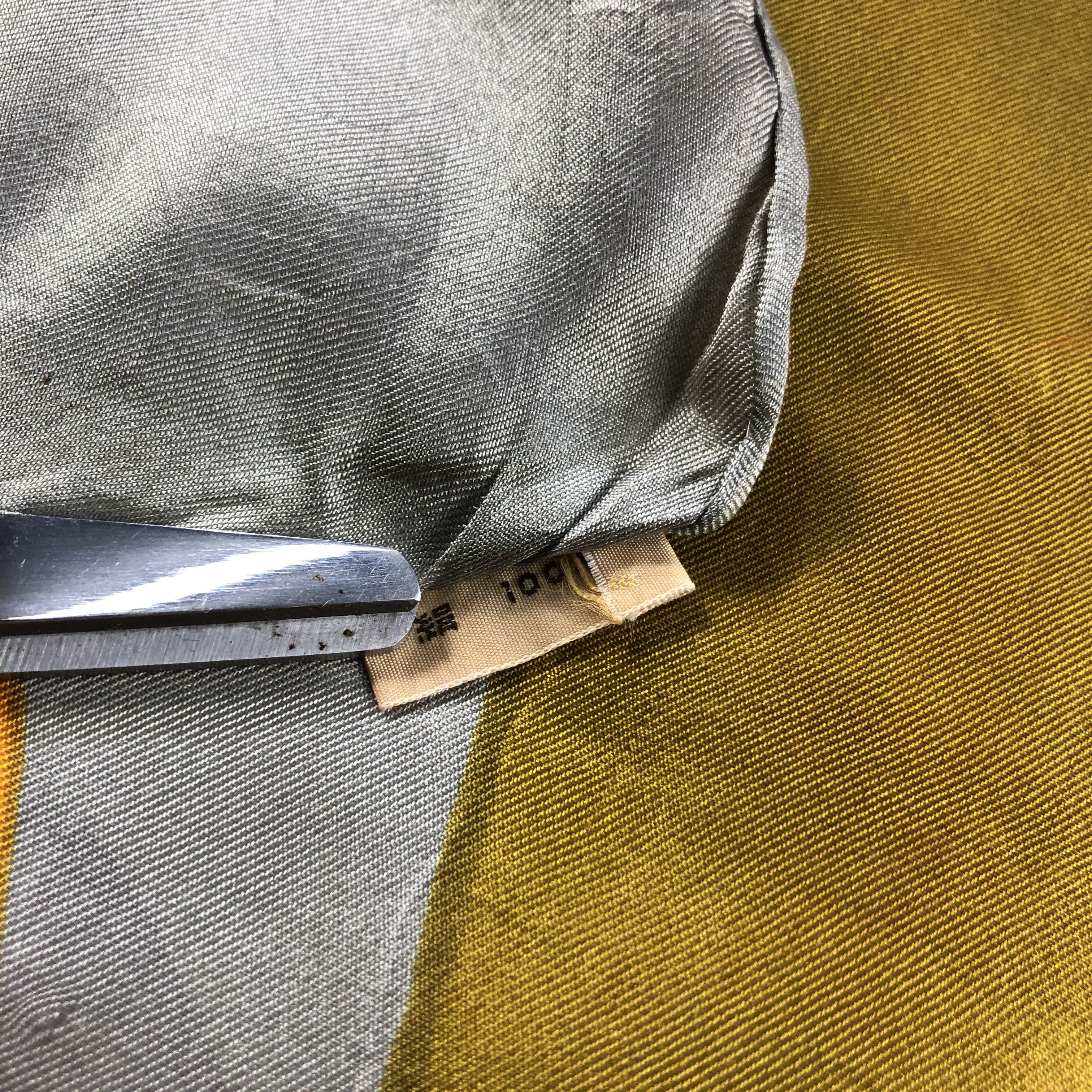 Japanese Brand Abstract Luxury Hand Rolled Silk Scarf M1104 Size ONE SIZE - 15 Thumbnail