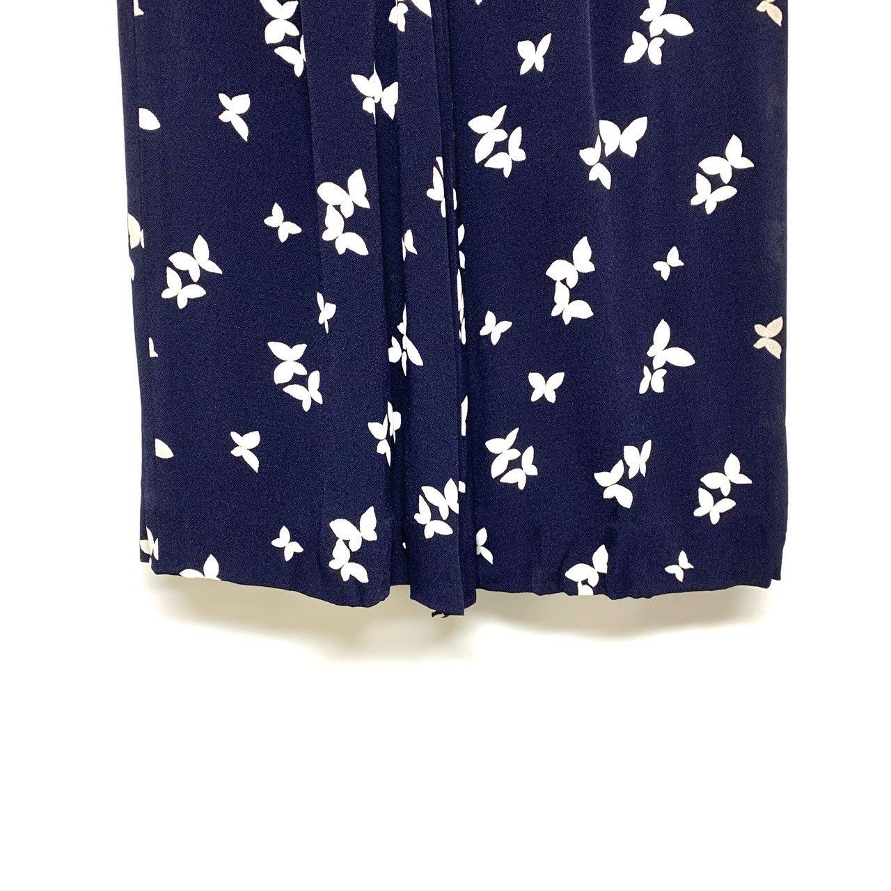 Saint Laurent Paris Saint laurent Printed Skirt 2501-Nextarrow Size 42" / US 20 - 4 Thumbnail