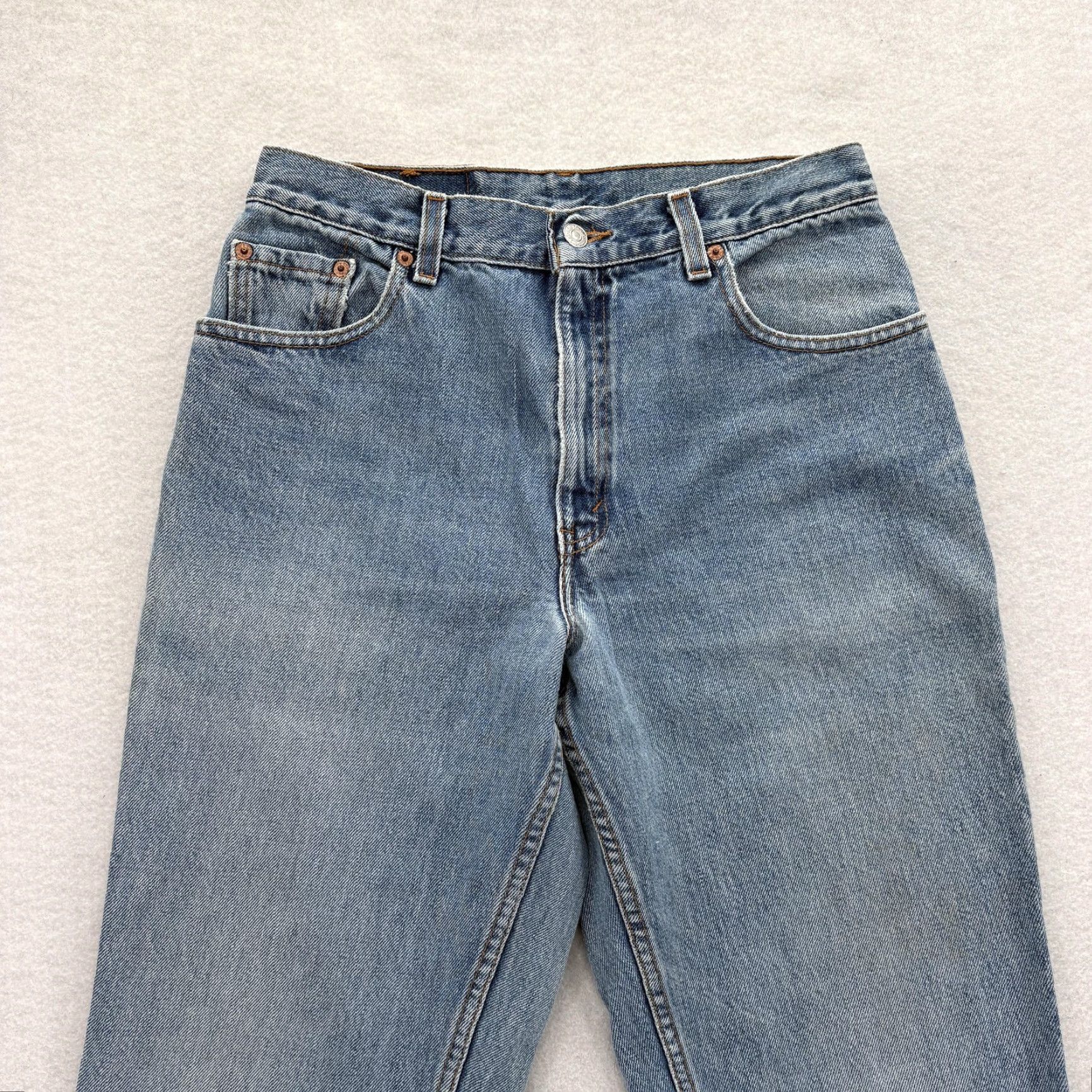 Levi's VINTAGE Levi's 550 Relaxed Tapered Jeans Juniors 11 Long Blue High Rise USA 90s Size 32" / US 10 / IT 46 - 2 Thumbnail