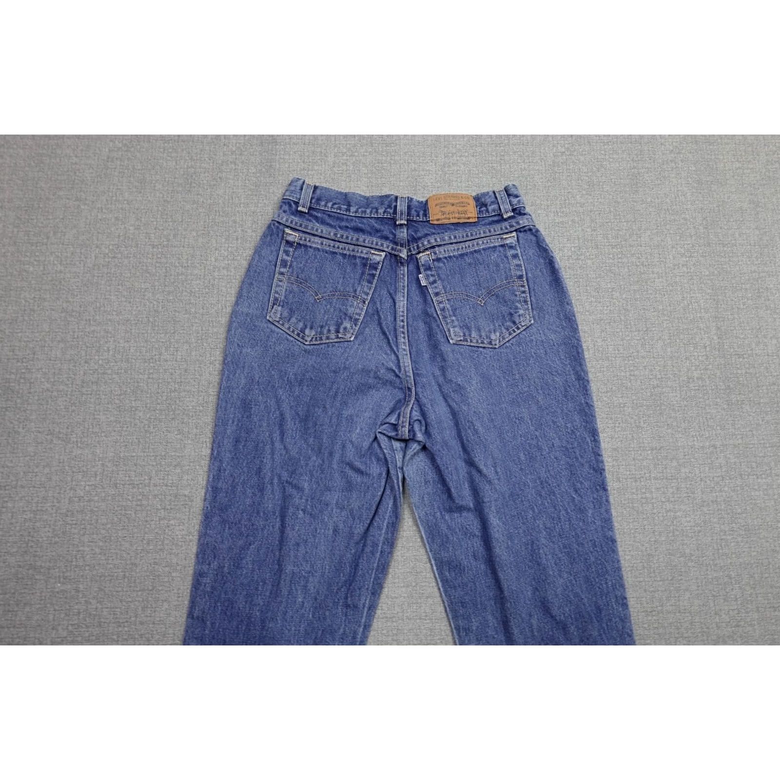 Levi's VINTAGE Levi's Jeans Womens 26x26 Blue Dark Wash Tapered Fit USA 90s Hipster Denim 5-Pocket Womens Jeans Size 26" / US 2 / IT 38 - 6 Thumbnail