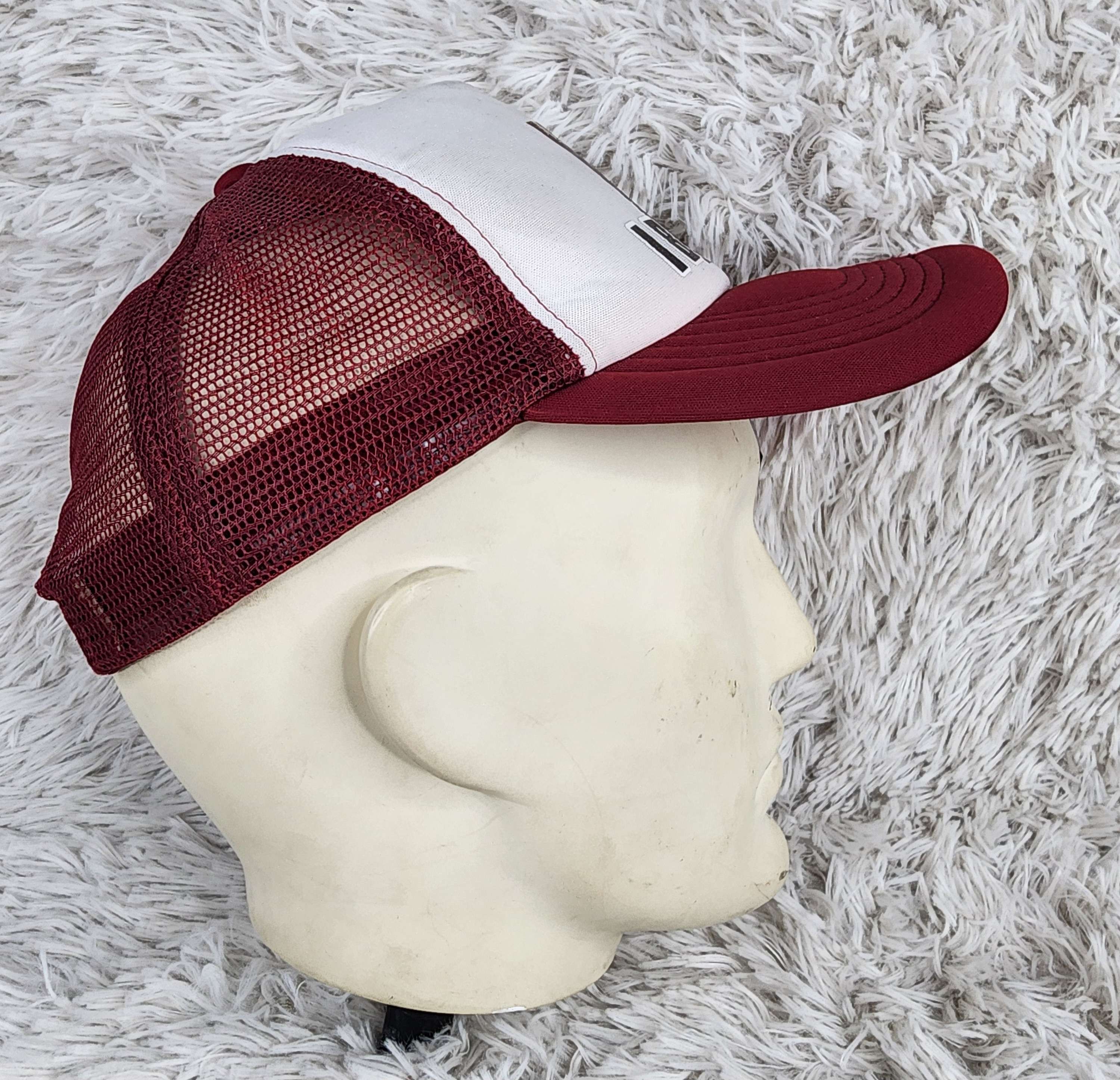 Vintage Vintage I believe! big foot trucker hat Size ONE SIZE - 3 Thumbnail