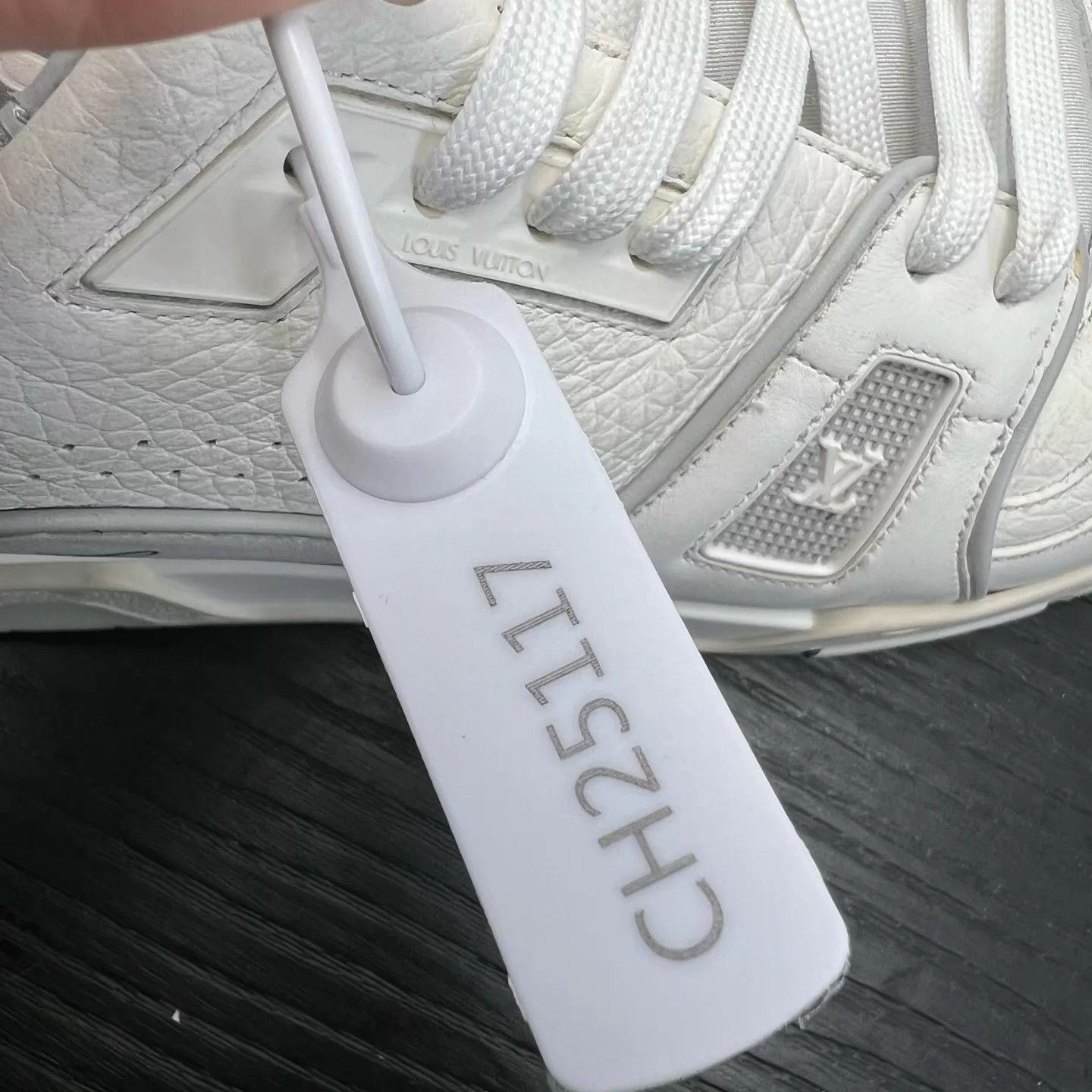 Louis Vuitton LV Trainer White Cement US10 EUR44 Worn Once OG Box Size US 11 / EU 44 - 9 Thumbnail
