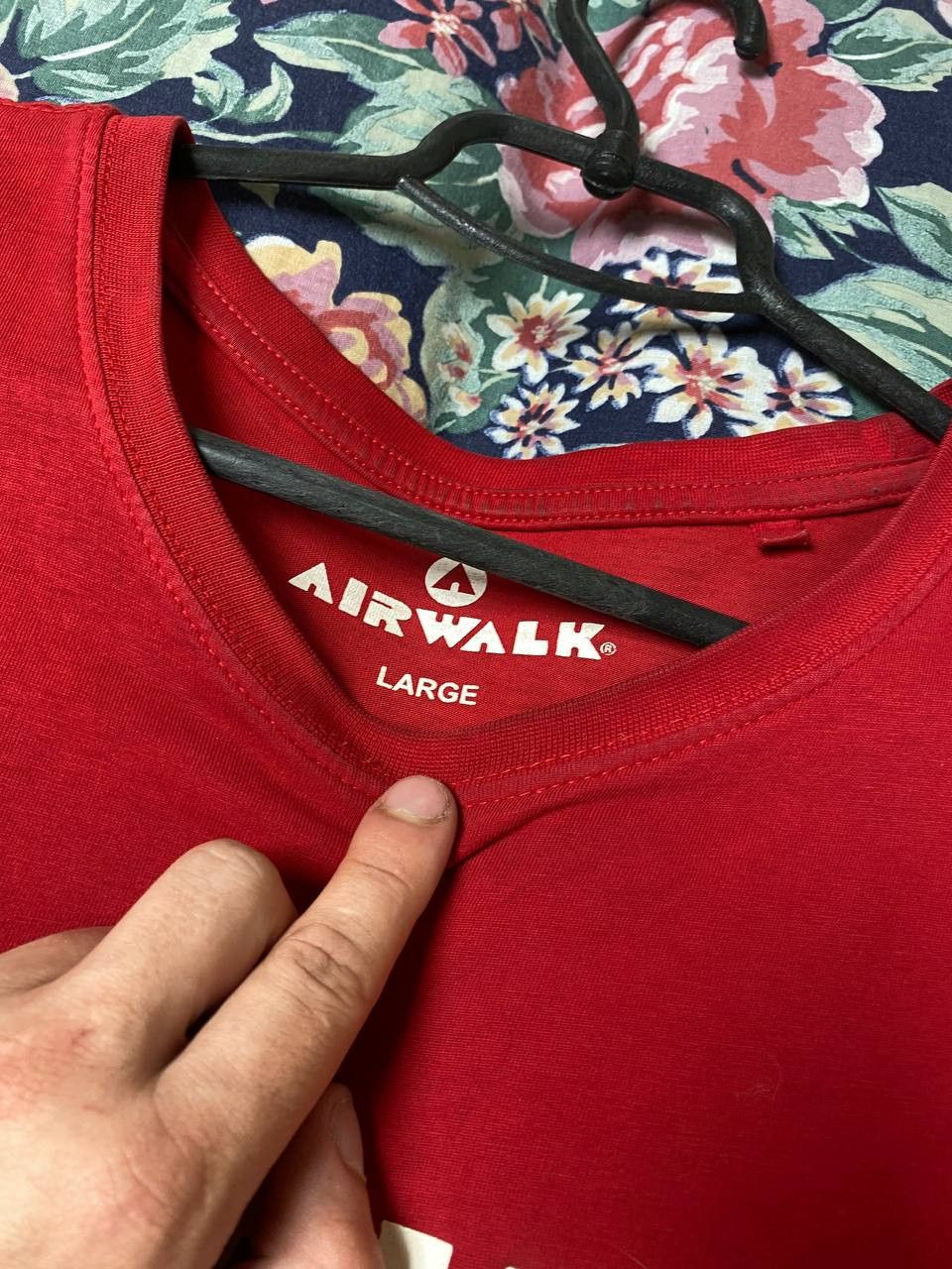 Airwalk × Vintage Vintage 90s AIRWALK Streetwear Skateboard Tee Size US L / EU 52-54 / 3 - 6 Thumbnail