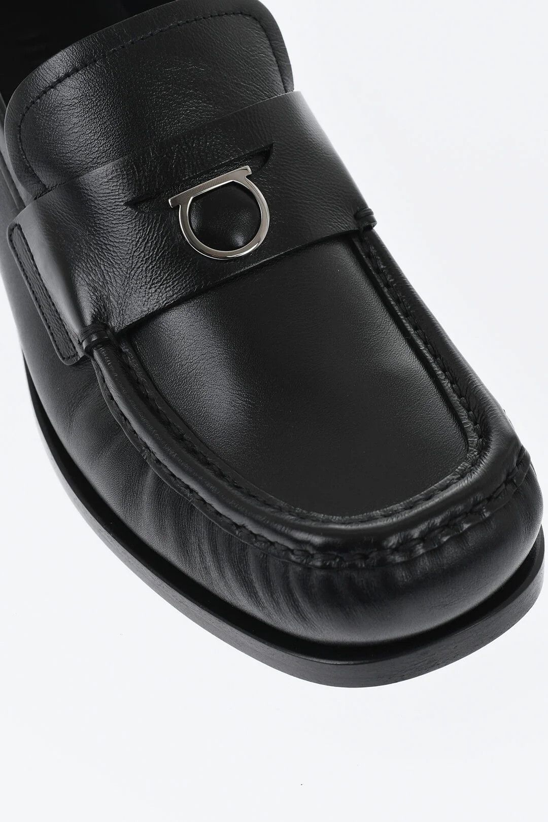 Salvatore Ferragamo og1mm0426 Brushed Leather Penny Loafers in Black Size US 8 / EU 41 - 3 Thumbnail