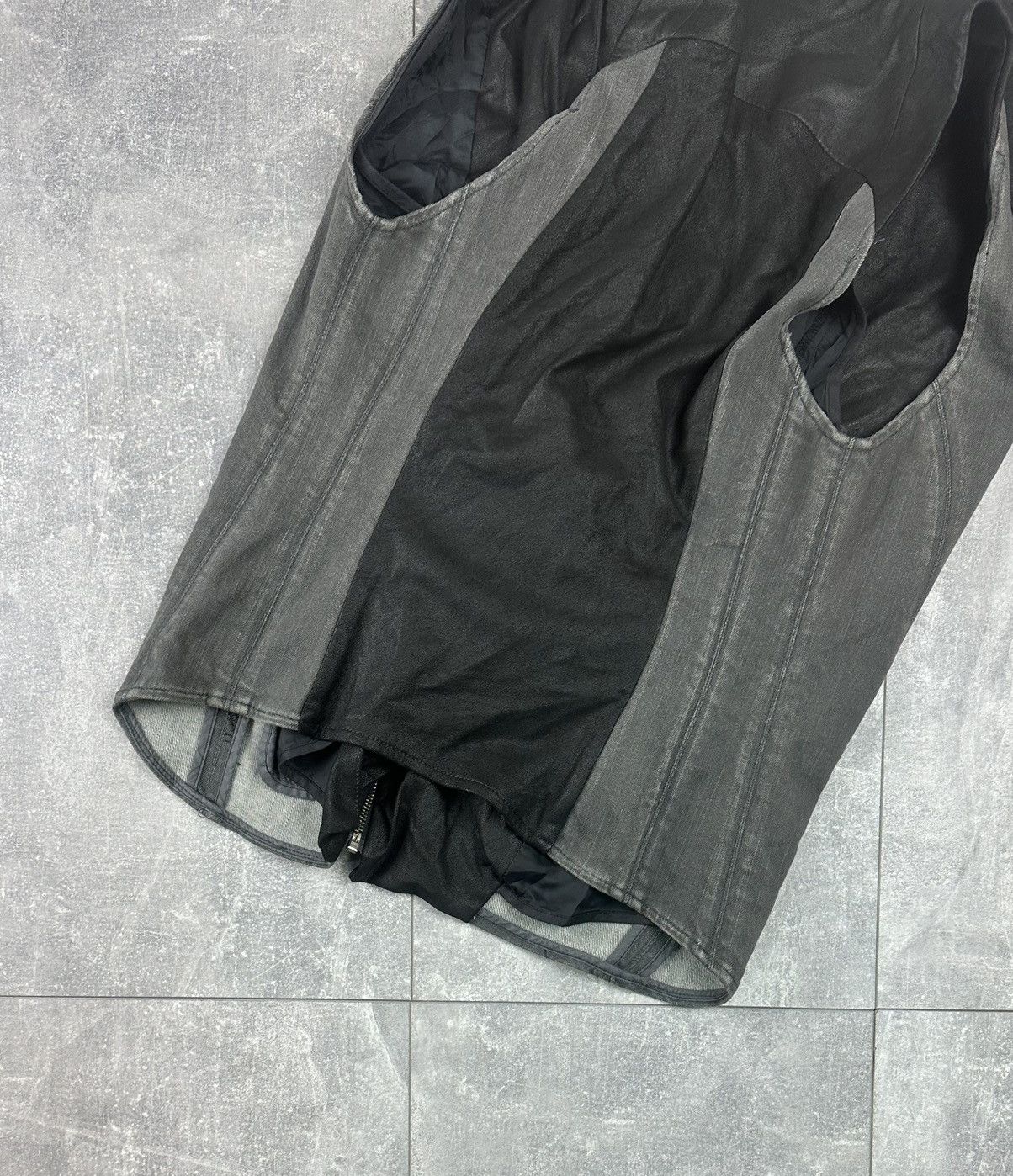 Helmut Lang Helmut Lang Swing Neck Zipper Vest Jacket Asymmetric Size XS / US 0-2 / IT 36-38 - 22 Thumbnail