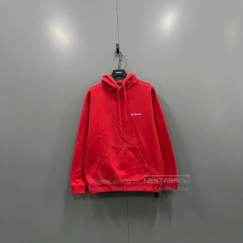 Balenciaga Balenciaga Red Back Printed Big Logo Hoodie Size US S / EU 44-46 / 1 - 1 Thumbnail