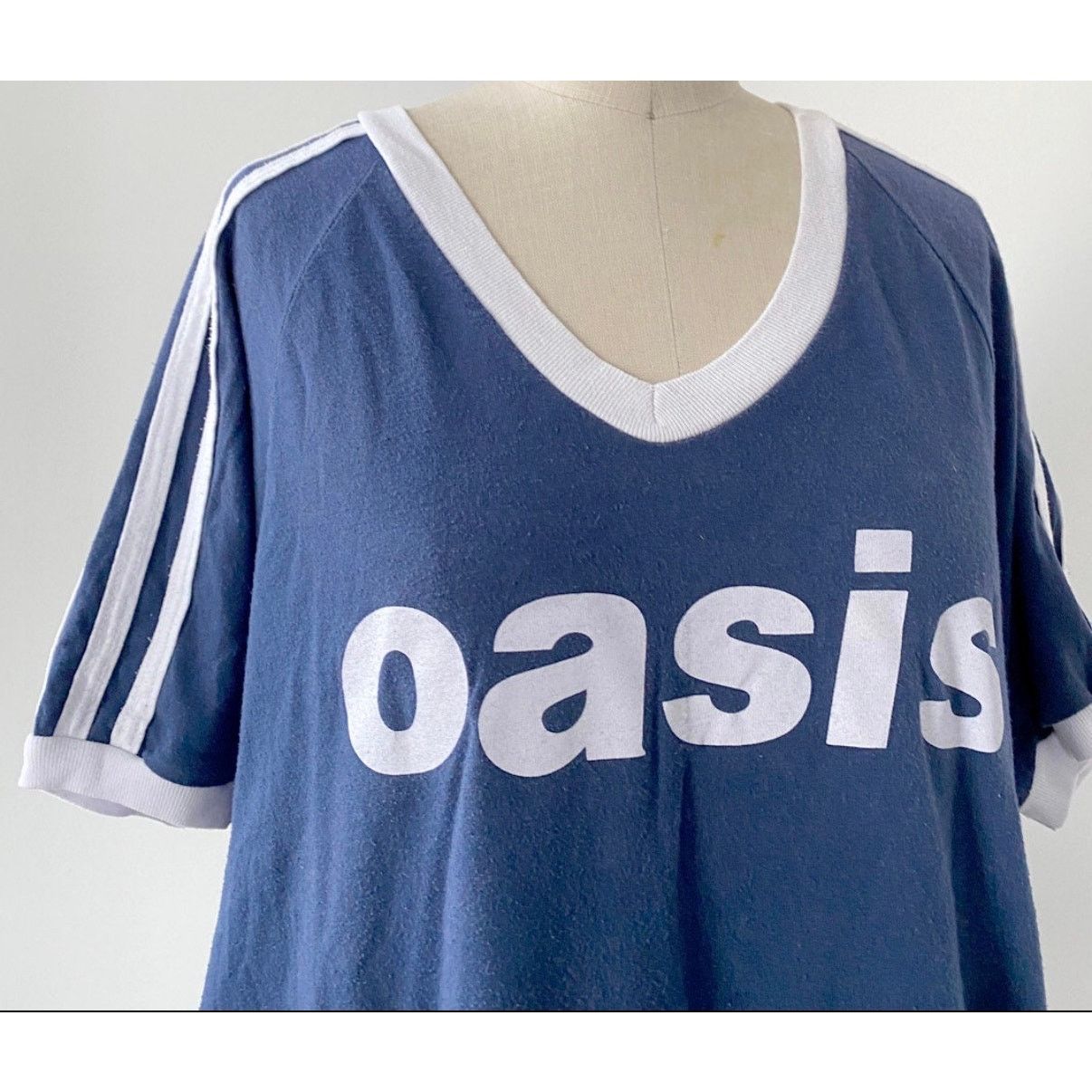 Vintage Authentic Vintage Soccer-Style 90s OASIS Ringer tee sz XL Size US XL / EU 56 / 4 - 3 Thumbnail