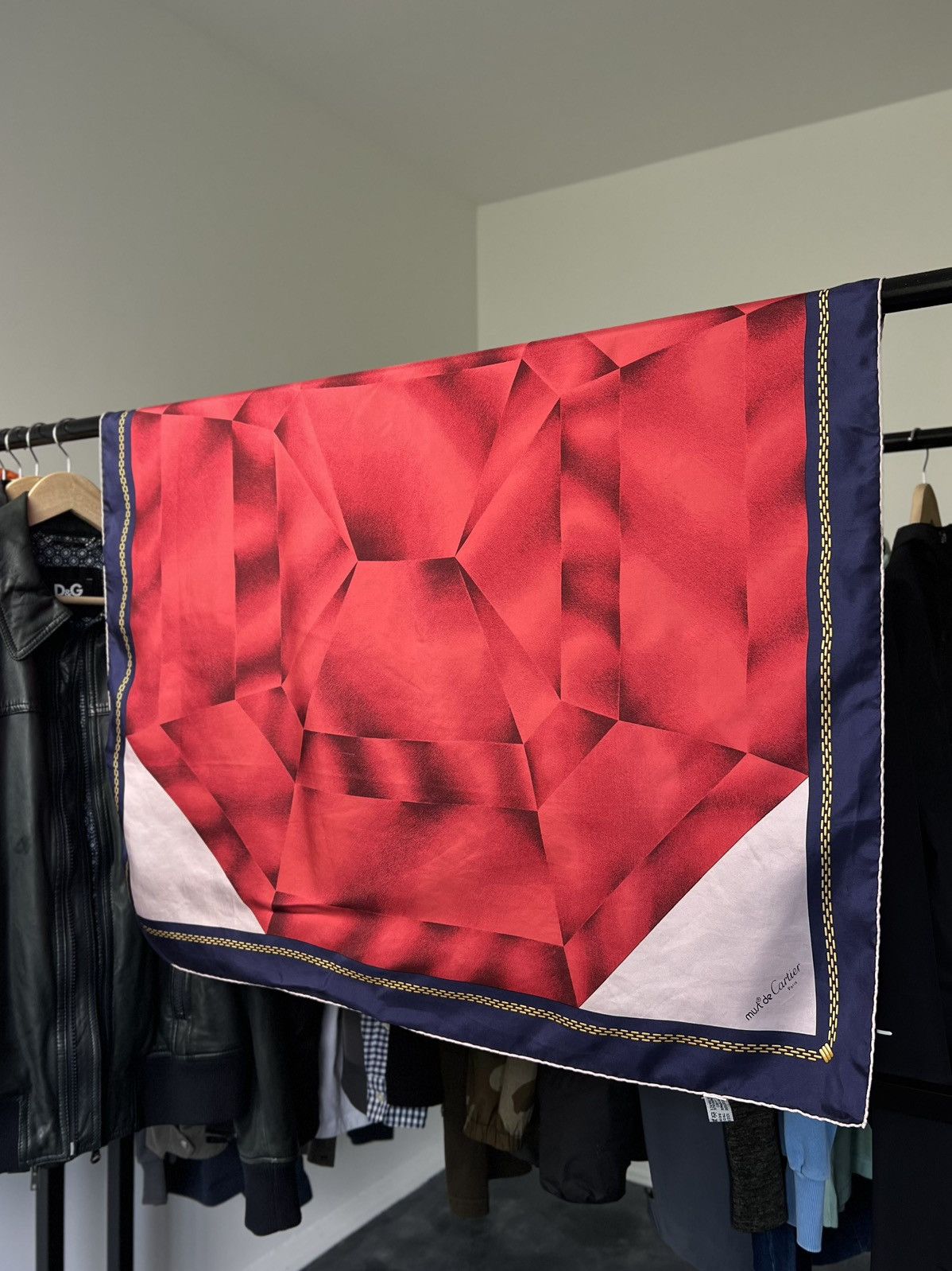 Cartier Cartier Red Silk Scarf 82x85cm Must de Cartier Vintage Size ONE SIZE - 16 Thumbnail