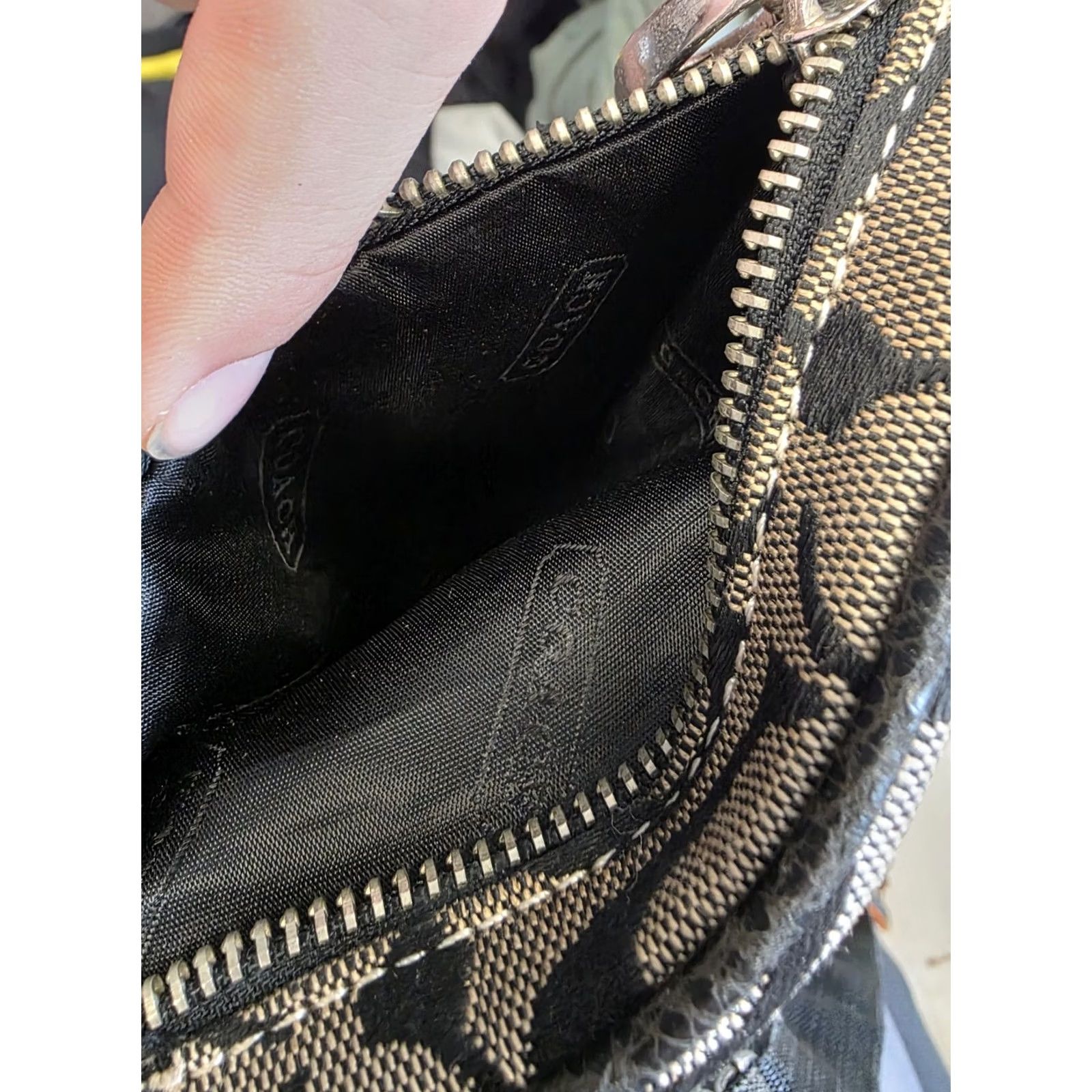 Coach VINTAGE COACH Swingpack Crossbody Purse Black/Beige Bag Women Small Adjustable Strap Crossbody Zip Pockets Logo Pattern 9x7.5x0.5in Size ONE SIZE - 4 Thumbnail