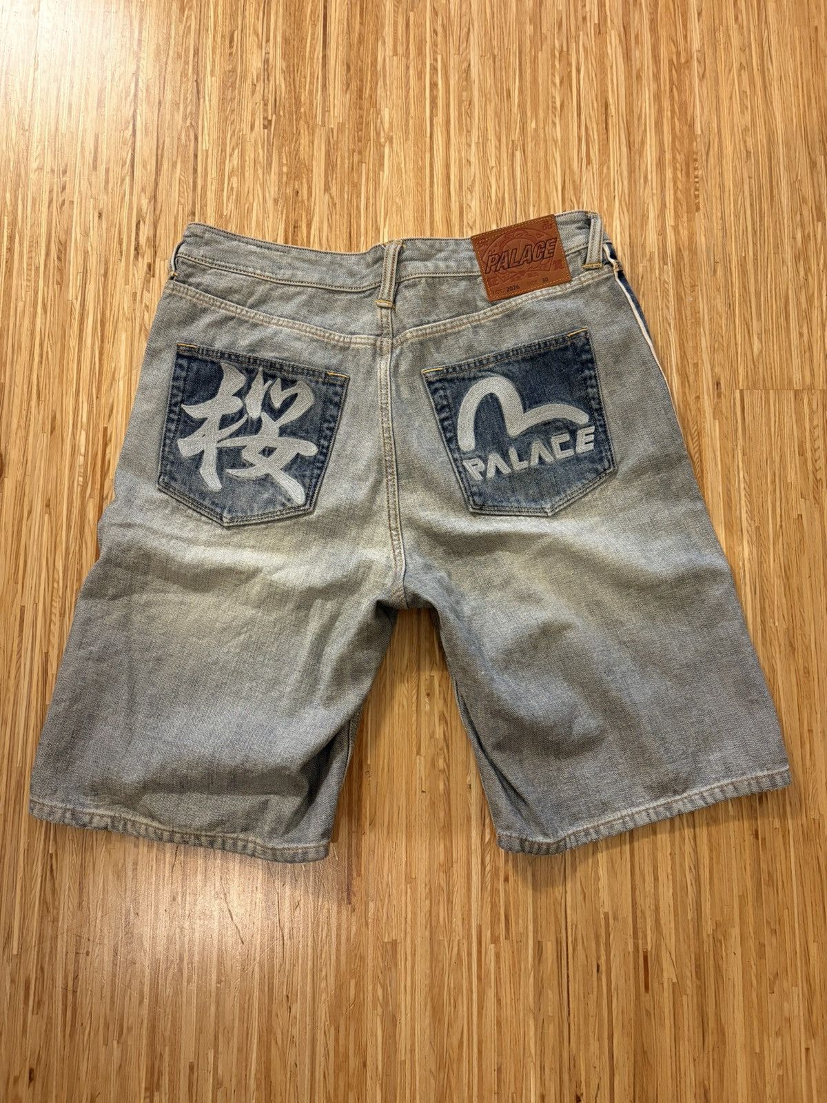 Evisu × Palace Palace x Evisu Long Denim Shorts Reverse Indigo Size US 30 / EU 46 - 2 Thumbnail