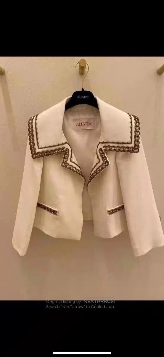 Valentino Valentino Heavy work studded bead embroidered jacket Size M / US 6-8 / IT 42-44 - 1 Thumbnail