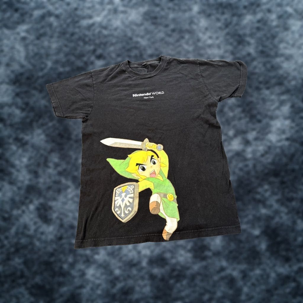 Nintendo VINTAGE Nintendo Zelda Link Black T-Shirt Logo Graphic Print Crew Neck Short Sleeve Men M 90s Retro VideoGames Size US M / EU 48-50 / 2 - 1 Thumbnail