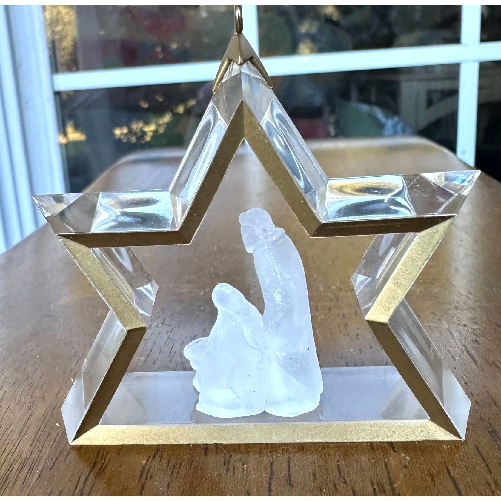 Vintage VTG Miniature Creche Nativity Scene Hallmark Ornament 1988 C Size ONE SIZE - 2 Thumbnail