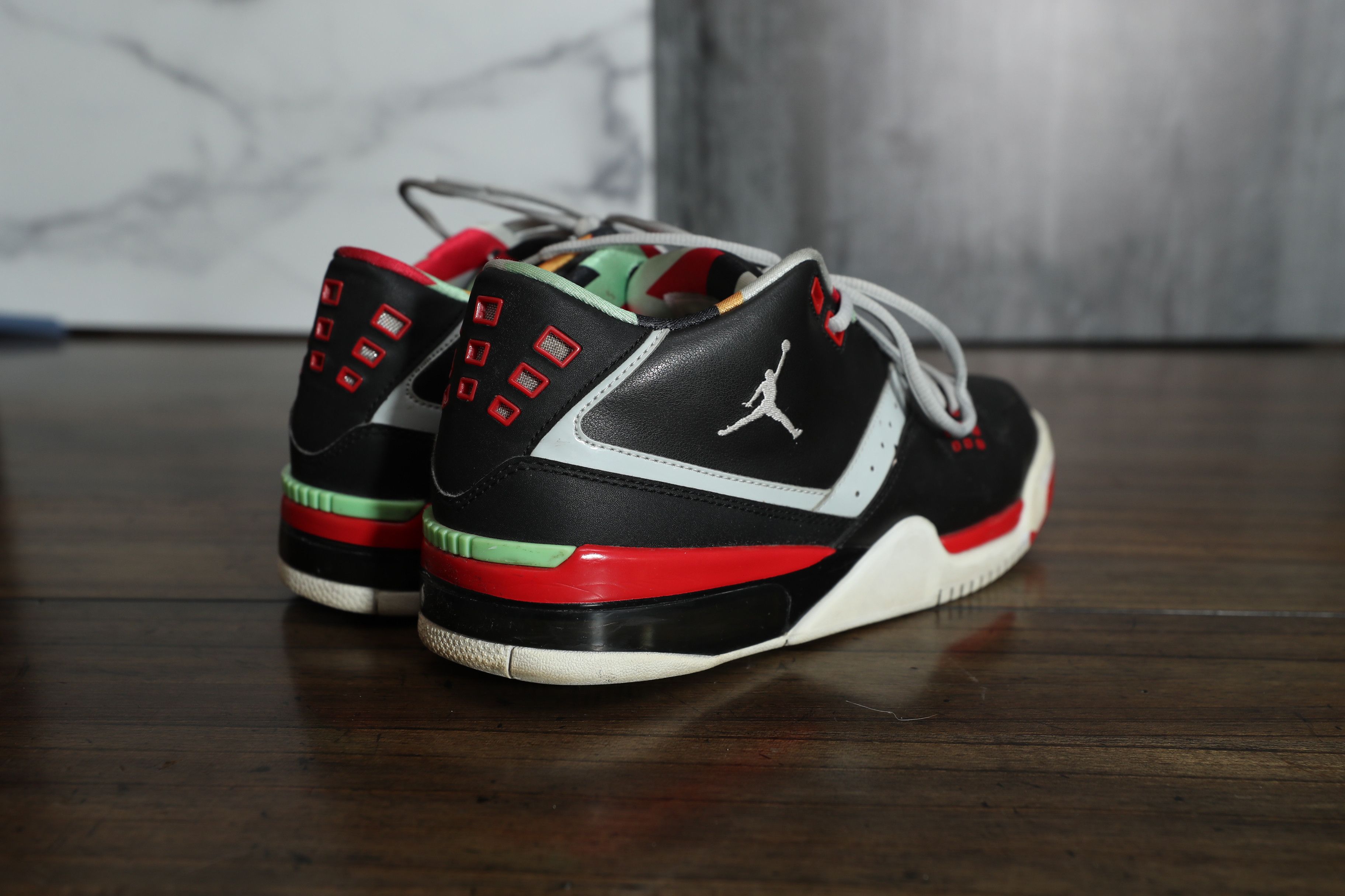 Jordan Brand Air Jordan Flight 23 (10) Size US 10 / EU 43 - 3 Thumbnail