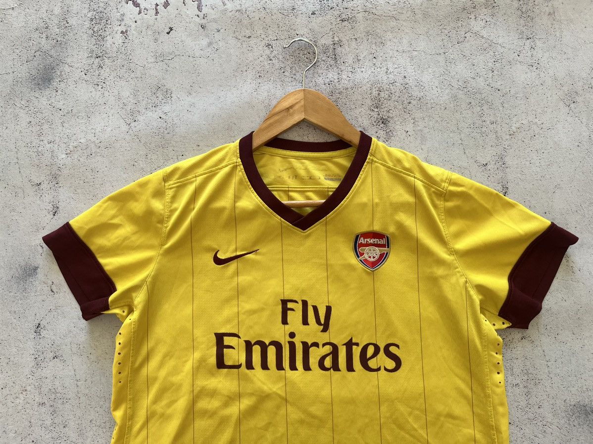Nike NIKE ARSENAL LONDON 2010/2011 AWAY SOCCER JERSEY MATCH WORN Size US S / EU 44-46 / 1 - 2 Thumbnail