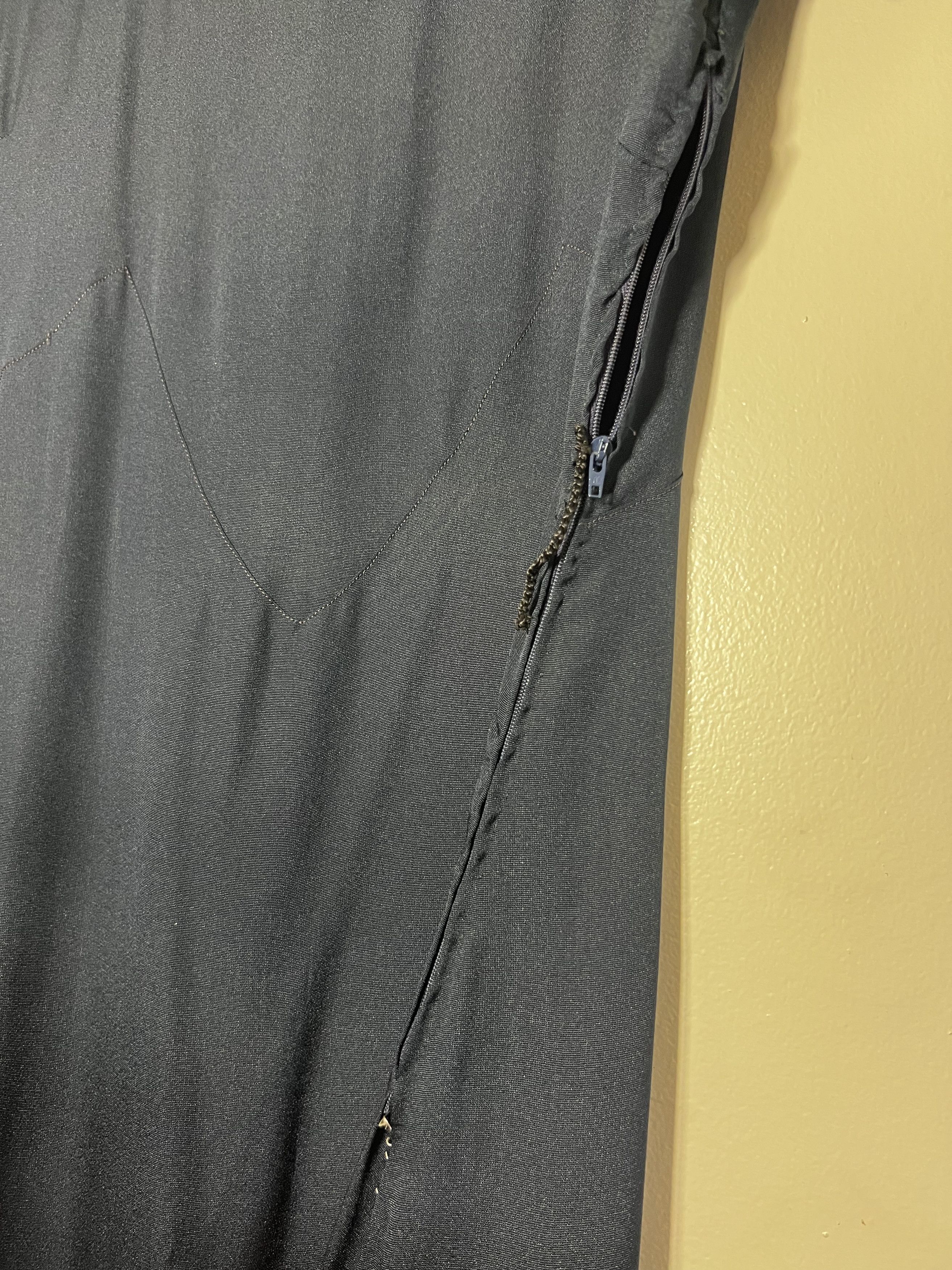 Other × Vintage Vintage 1940's Dark Blue Gown w White Bakelite Buttons Size M / US 6-8 / IT 42-44 - 5 Thumbnail