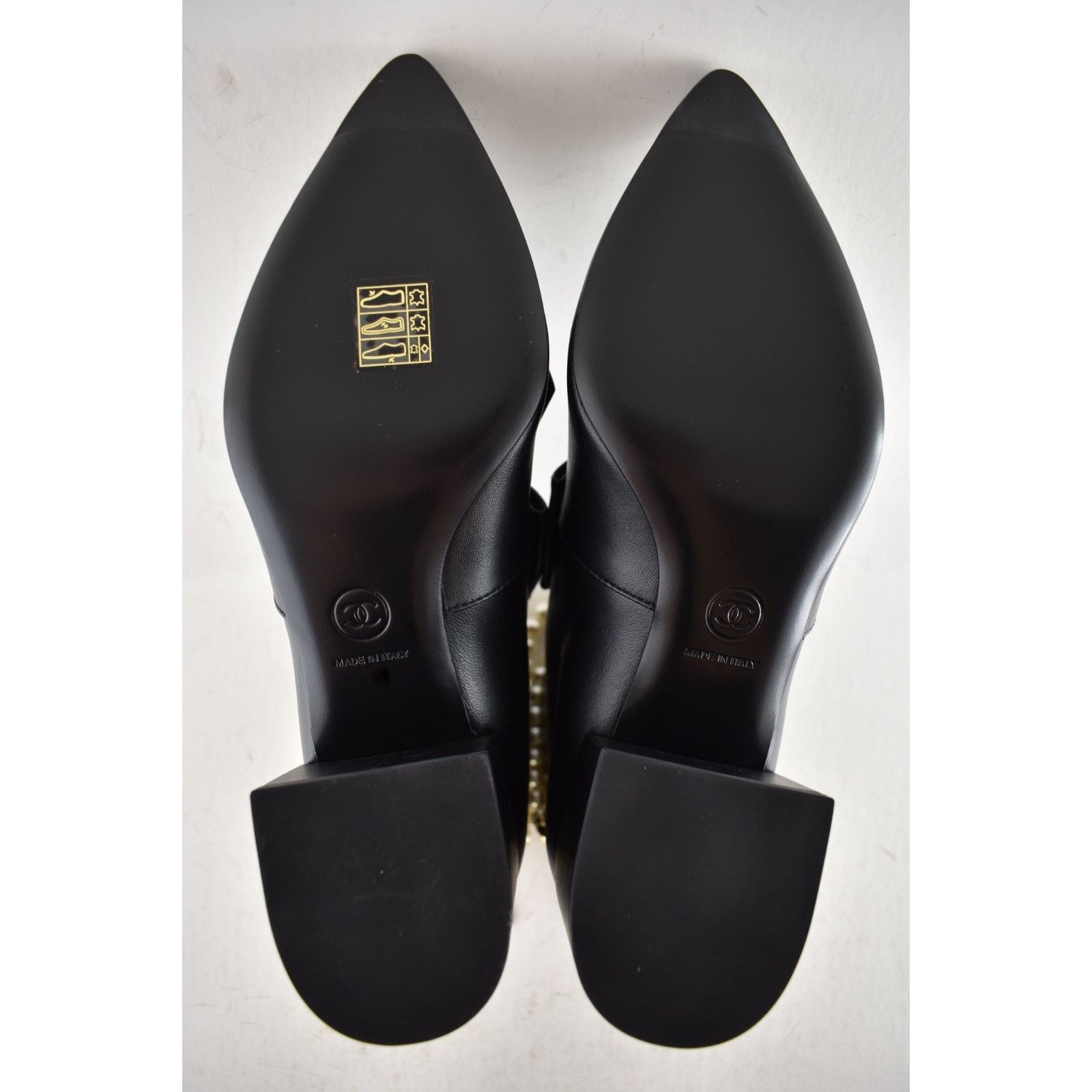 Chanel Chanel Black Lambskin Pearl CC Bow Ankle Boots 38 Size US 7 / IT 37 - 24 Thumbnail