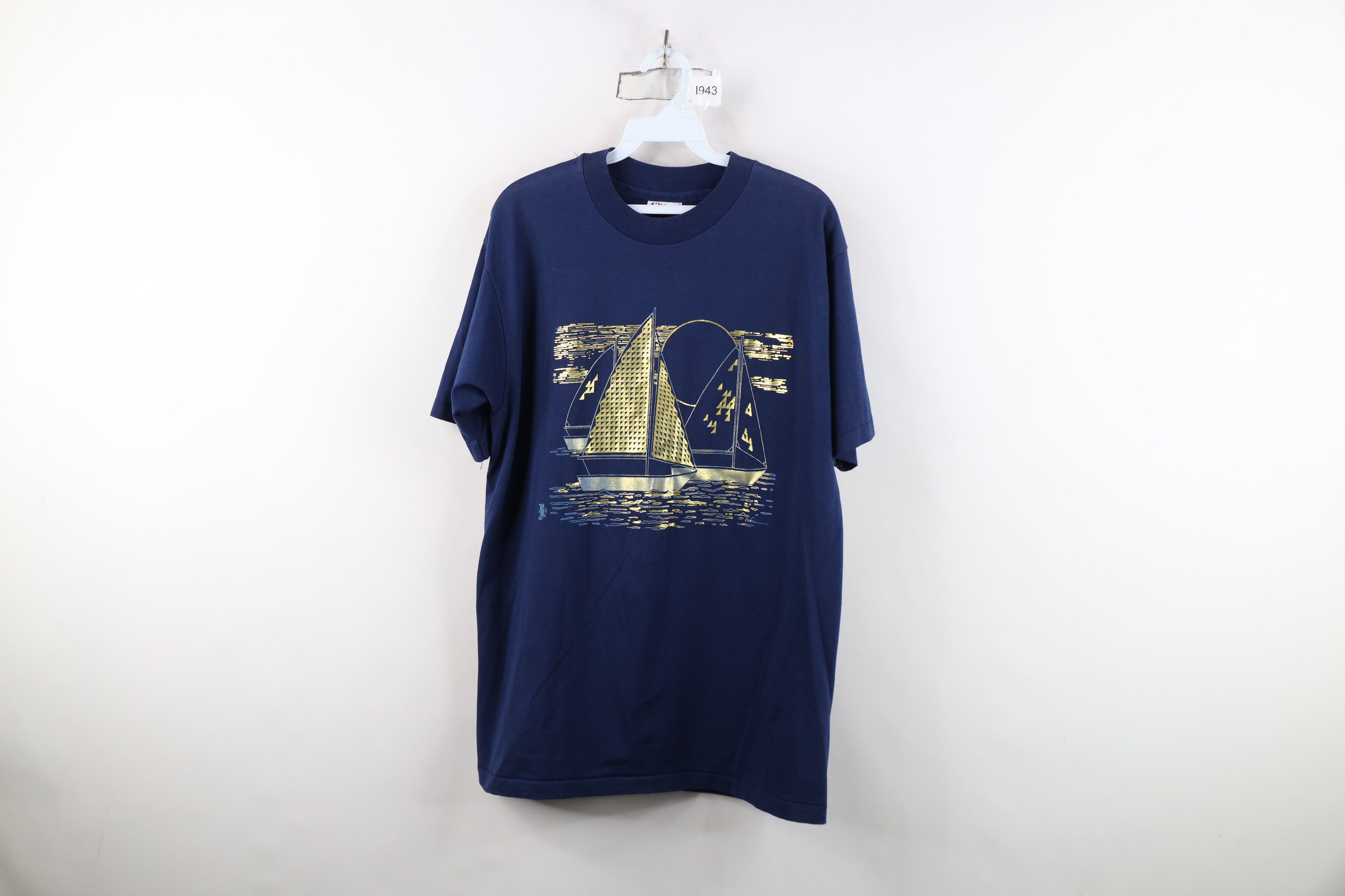 Vintage Vintage 90s Streetwear Foil Sailboat Sailing T-Shirt USA Size US L / EU 52-54 / 3 - 1 Thumbnail