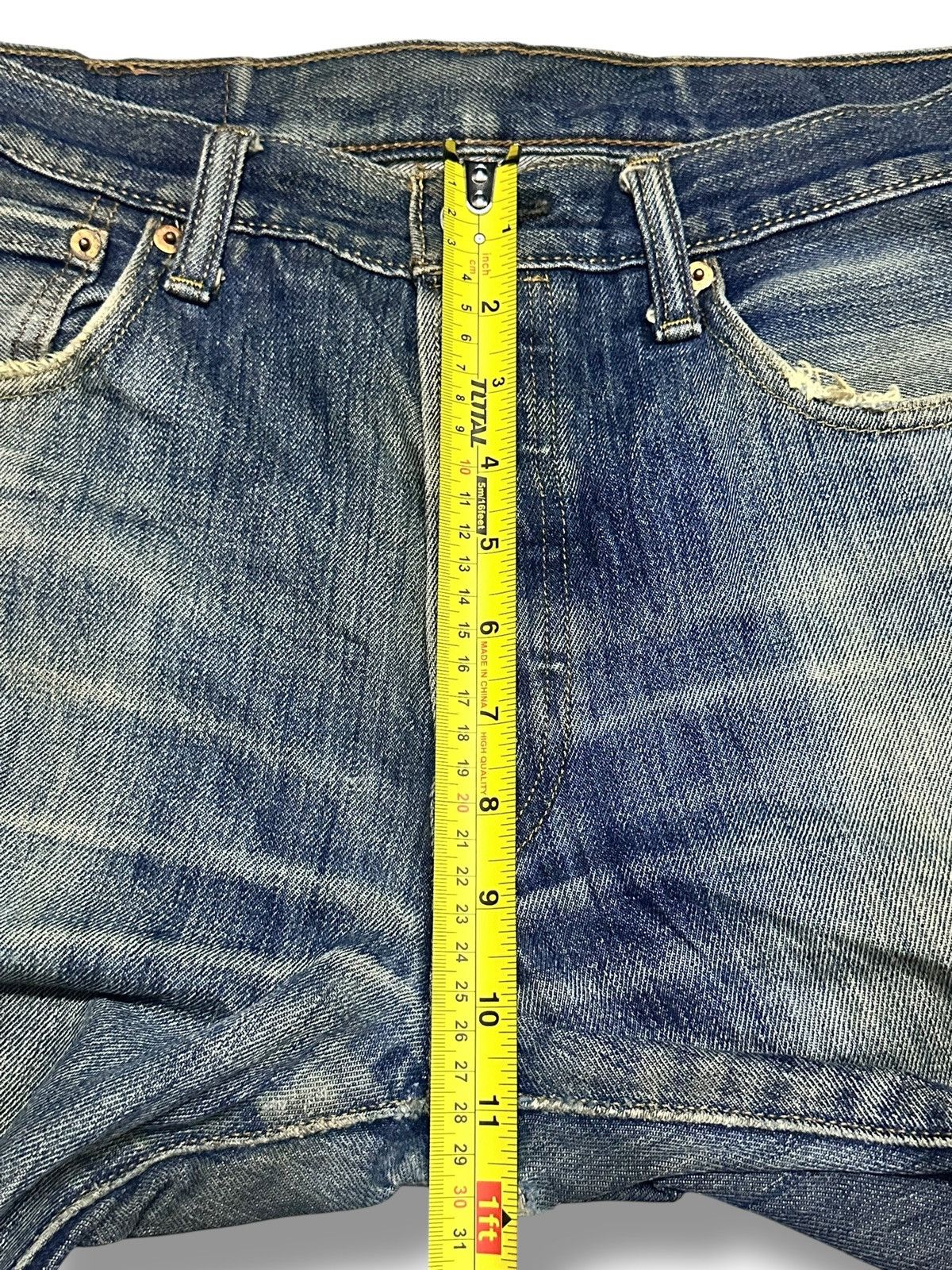 Levi's Levis Straus & Co Straight Loose Style With Faded Wash Size US 33 - 15 Thumbnail