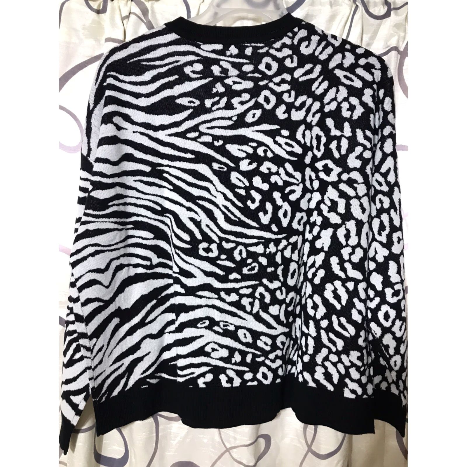 Bar III Bar III Zebra Print Table Sweater Womens Plus Size 2X Black/White Long Sleeve Size XXL / US 16-18 / IT 52-54 - 2 Thumbnail