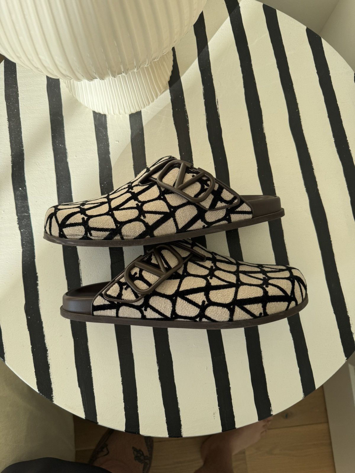 Valentino Valentino Slide on Loafers Size US 10 / EU 43 - 4 Thumbnail