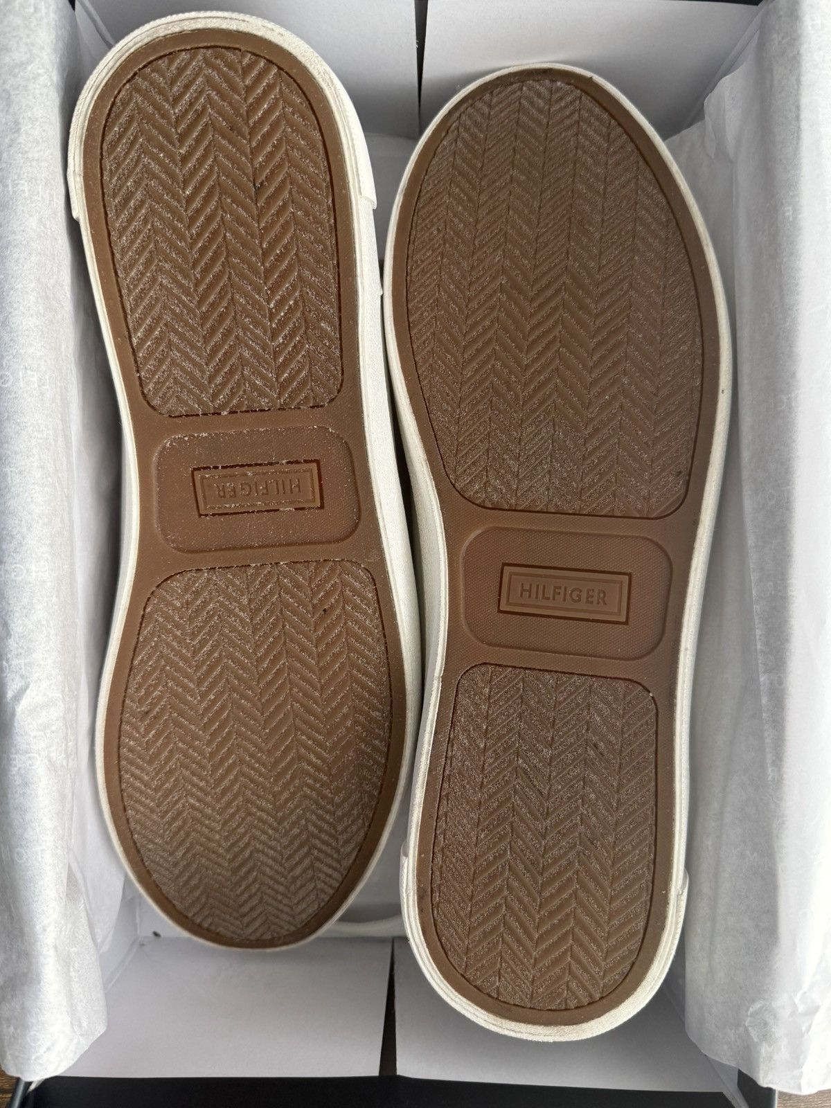 Tommy Hilfiger Tommy Hilfiger TM RIBBY Size US 9.5 / EU 42-43 - 6 Thumbnail