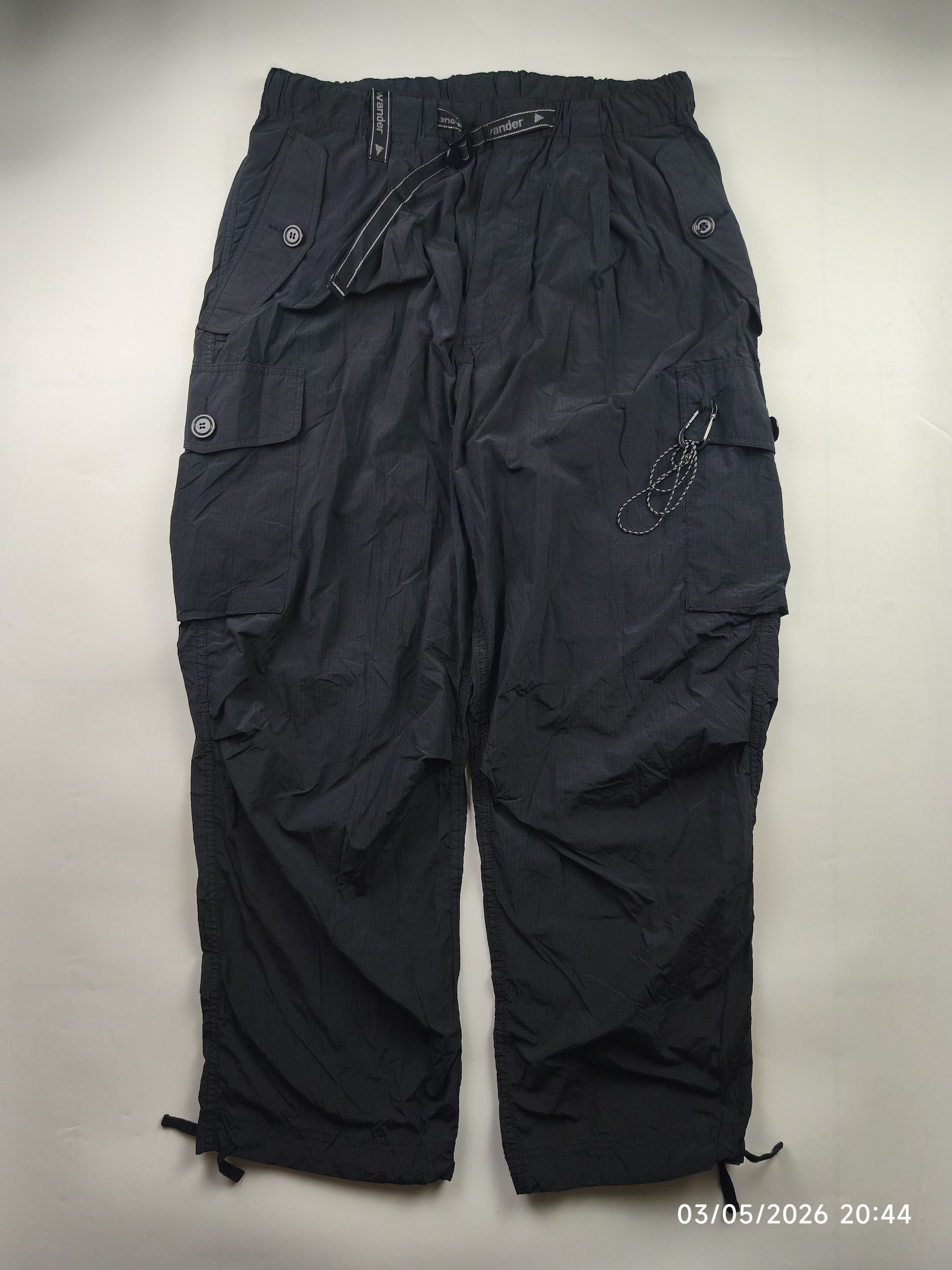 And Wander And wander oversized cargo pants Size US 33 - 1 Thumbnail