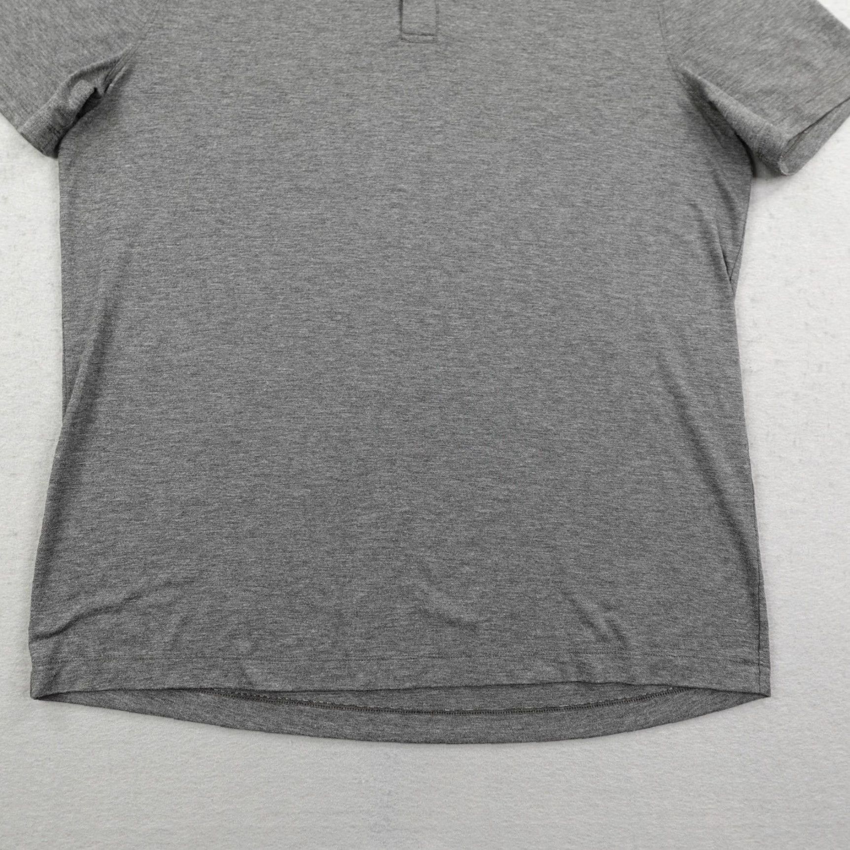 Lululemon Lululemon Polo Shirt Mens Large Gray Evolution Performance Athletic Golf Flex Size US L / EU 52-54 / 3 - 3 Thumbnail