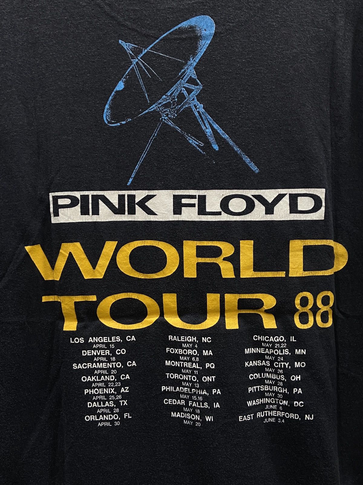 Band Tees × Vintage Vintage 1988s PINK FLOYD Progressive Rock TOUR TShirt Size US XL / EU 56 / 4 - 10 Thumbnail