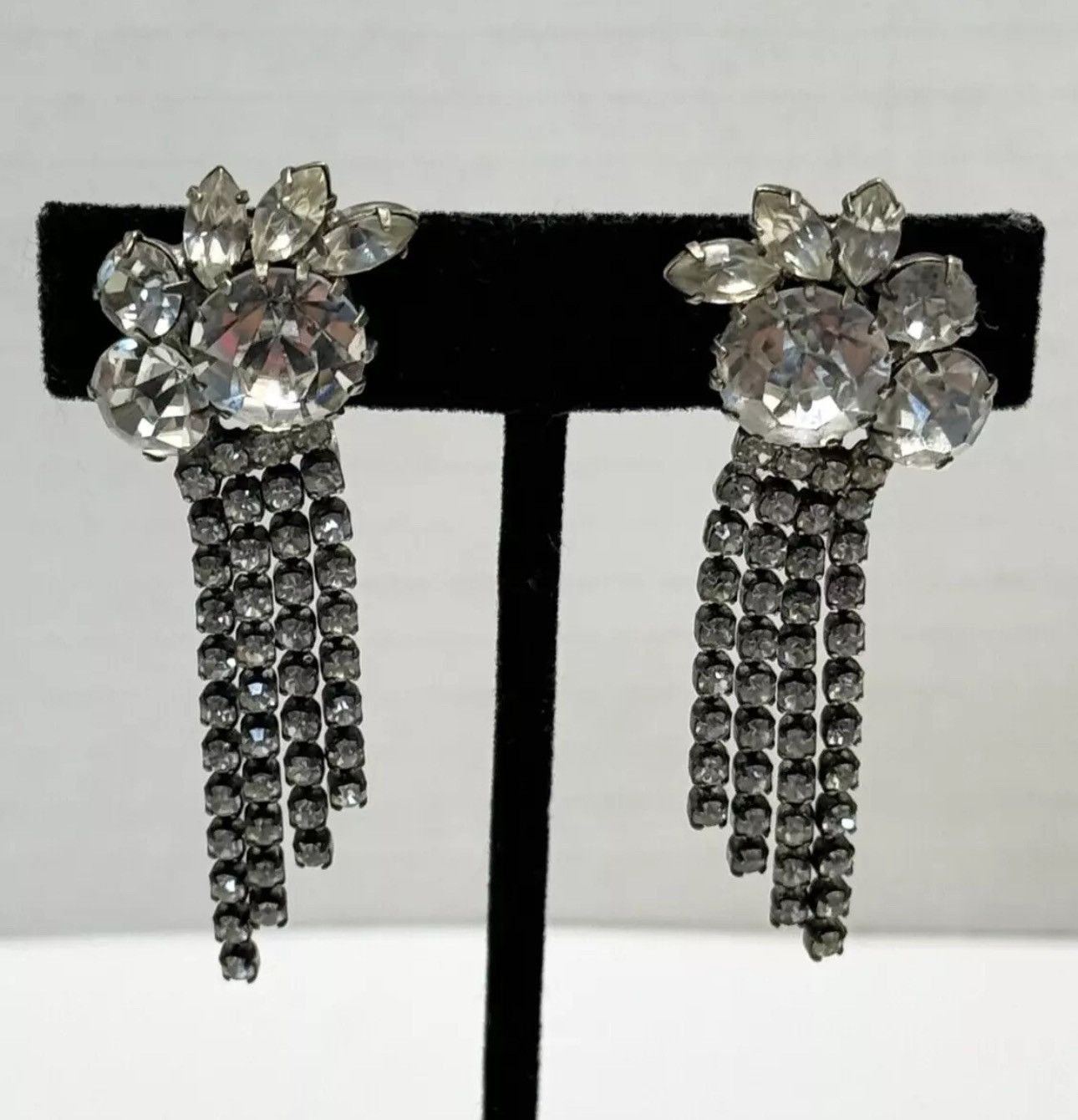 Vintage Vintage rhinestone dangle earrings Size ONE SIZE - 1 Thumbnail