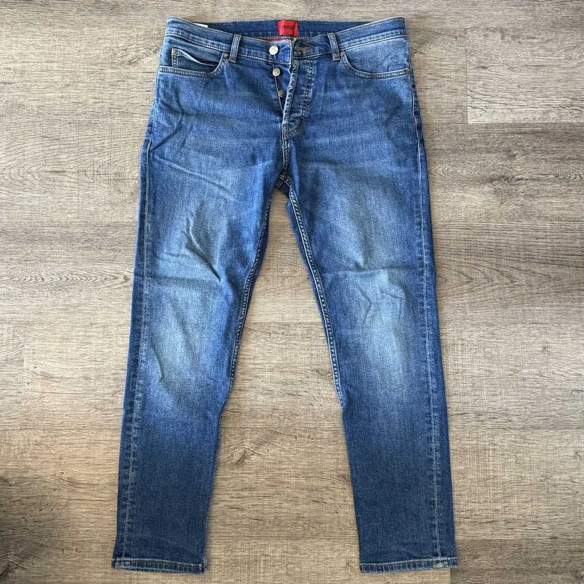 Designer × Hugo Hugo Slim Fit Medium Blue Wash Jeans Size US 31 - 1 Thumbnail