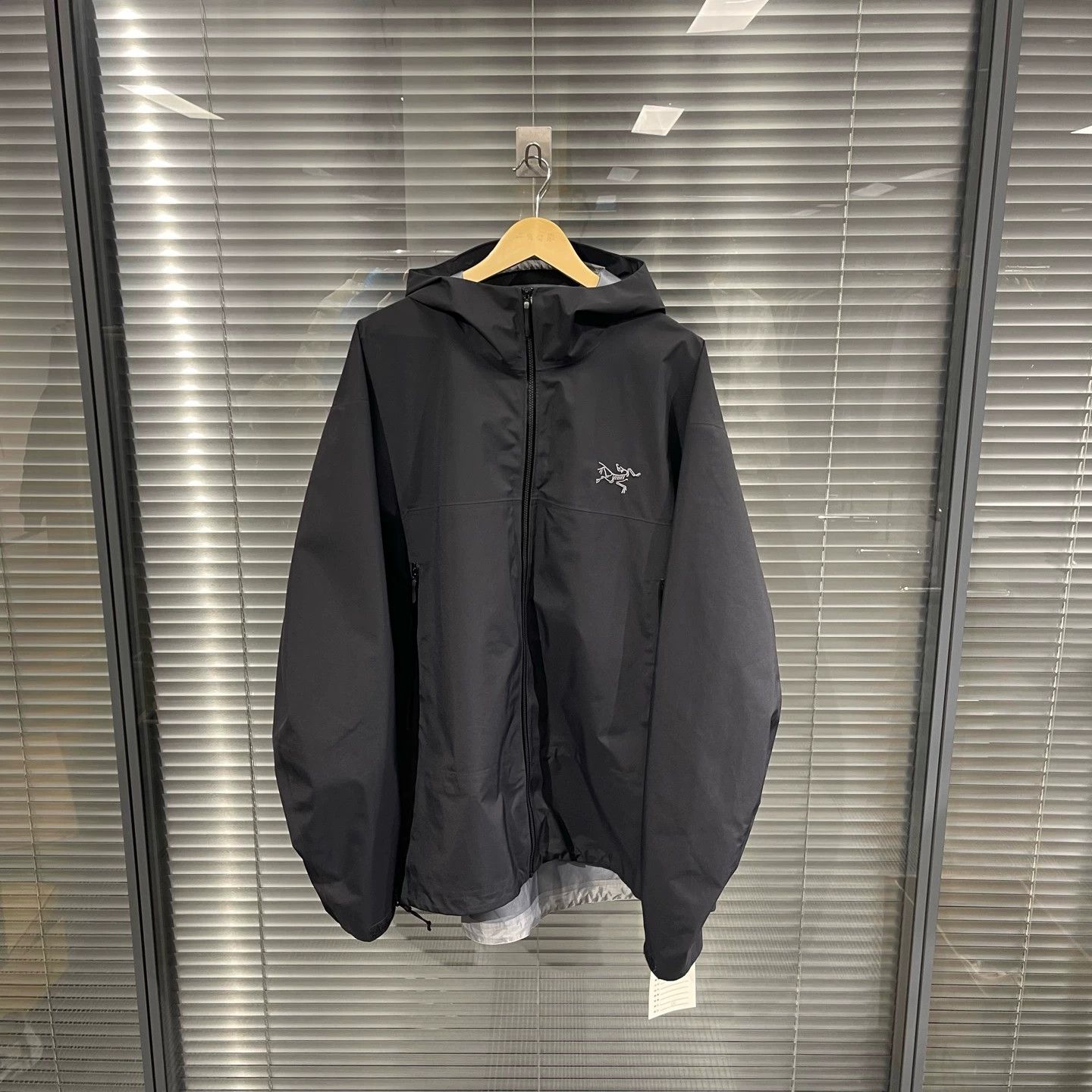 Arc'teryx Arcteryx Beta Jacket Hard Shell XXL 99New #11243 Size US XXL / EU 58 / 5 - 1 Thumbnail