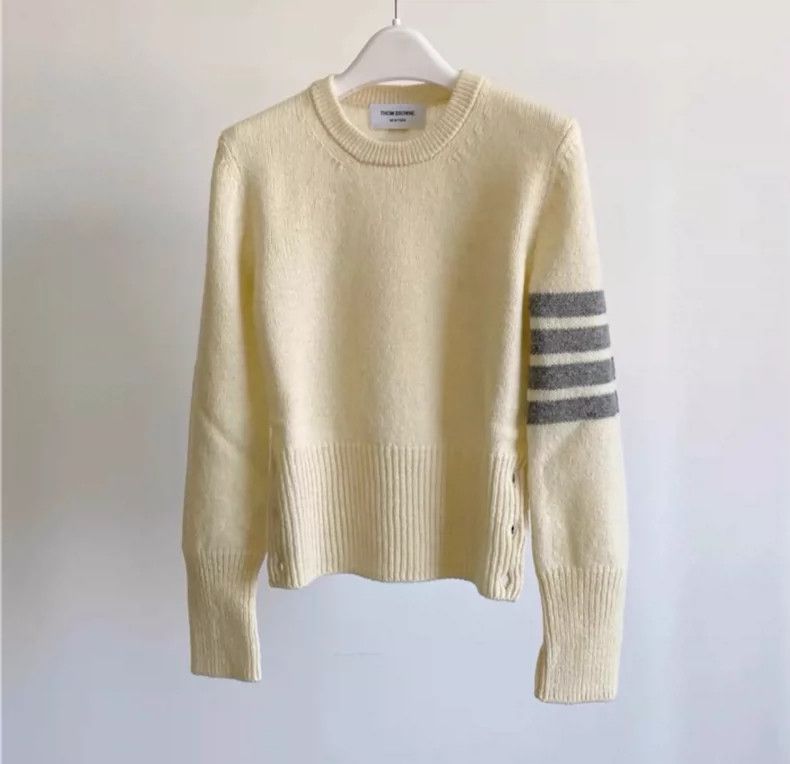 Thom Browne Thom browne Knitted sweater 2504-Nextarrow Size US XXS / EU 40 - 1 Thumbnail