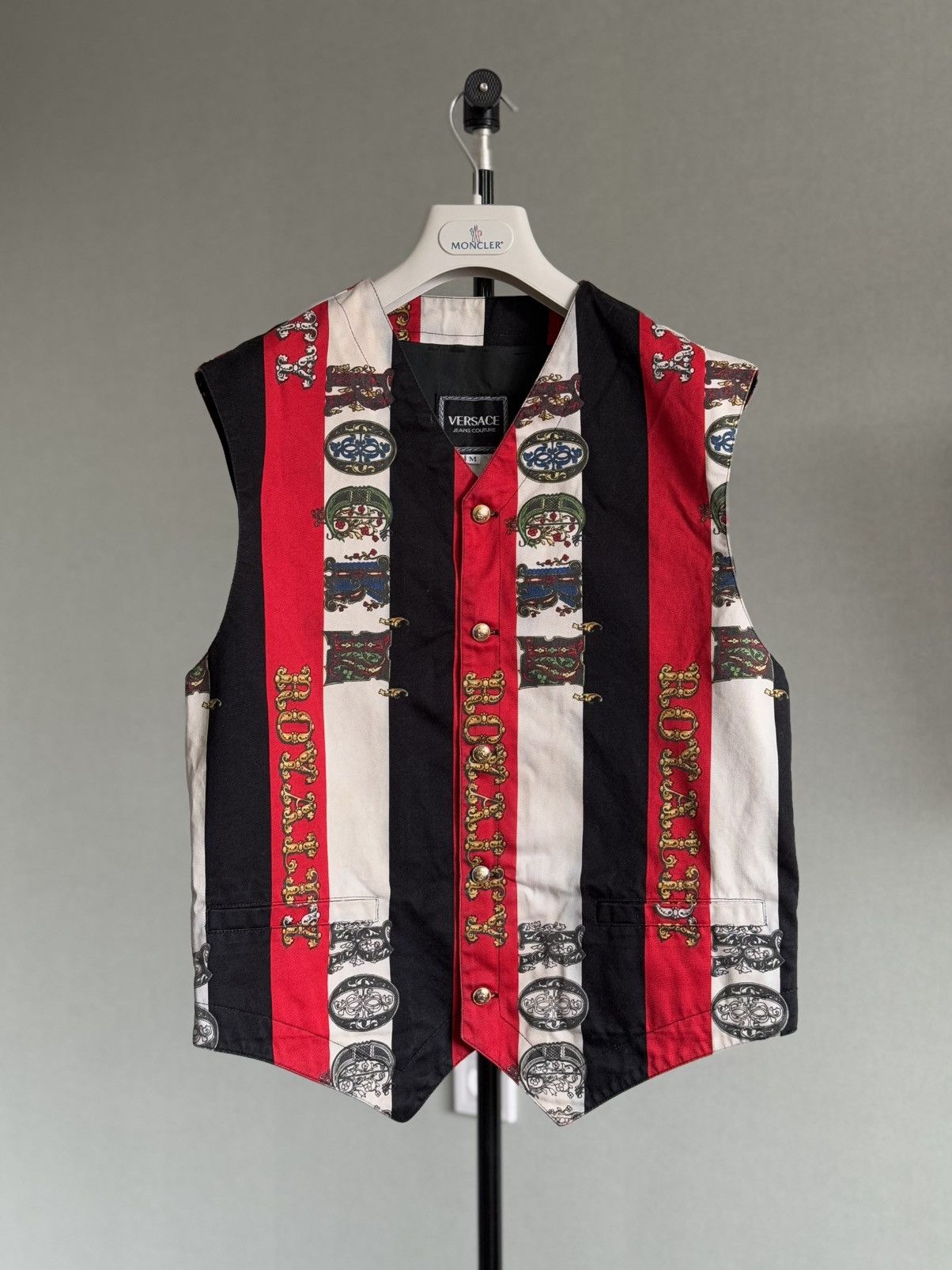 Versace Jeans Couture Vintage Versace vest Size US M / EU 48-50 / 2 - 1 Thumbnail