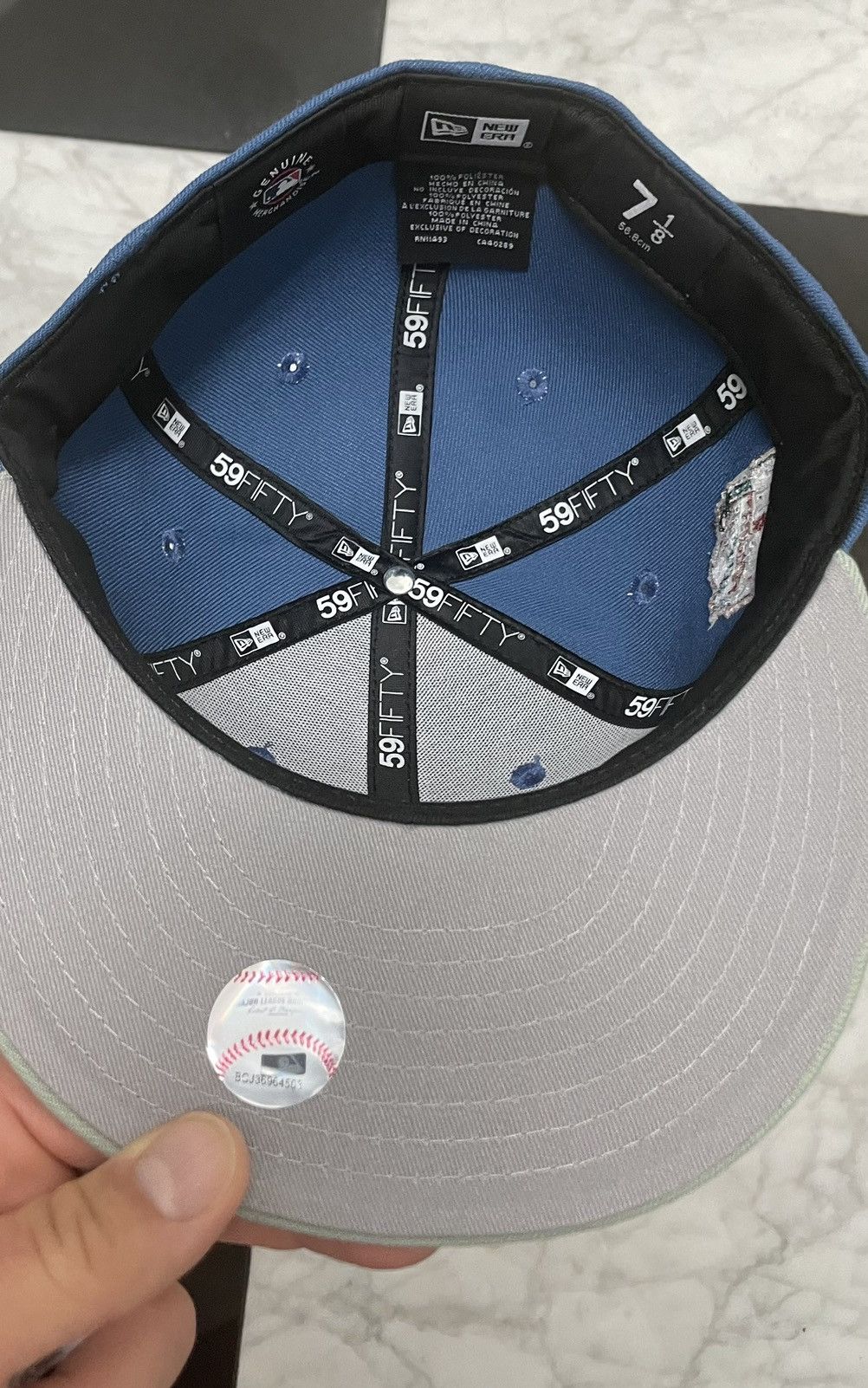New Era 🔥Exclusive Mariners fitted 7 1/8 Size ONE SIZE - 5 Thumbnail