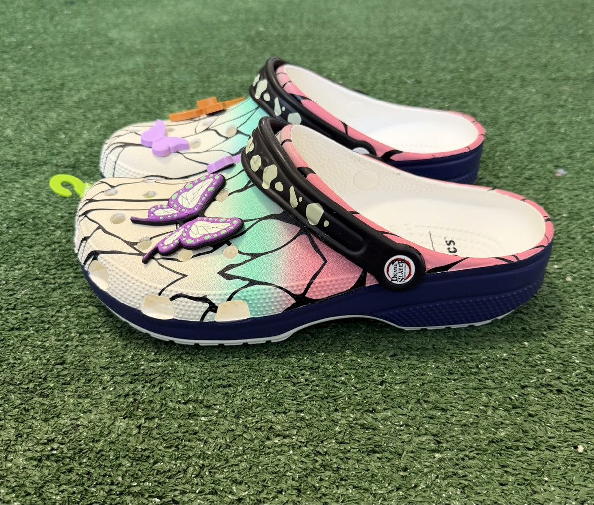 Crocs Crocs x DEMON SLAYER Classic Clog SHINOBU - Size US M10/W12 Size US 12 / IT 42 - 3 Thumbnail