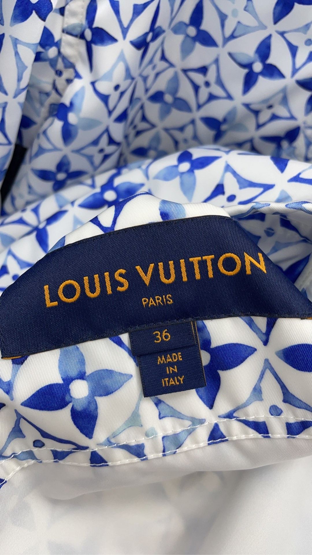 Louis Vuitton Louis Vuitton Blue hooded assault jacket with full logo jac Size US S / EU 44-46 / 1 - 5 Thumbnail