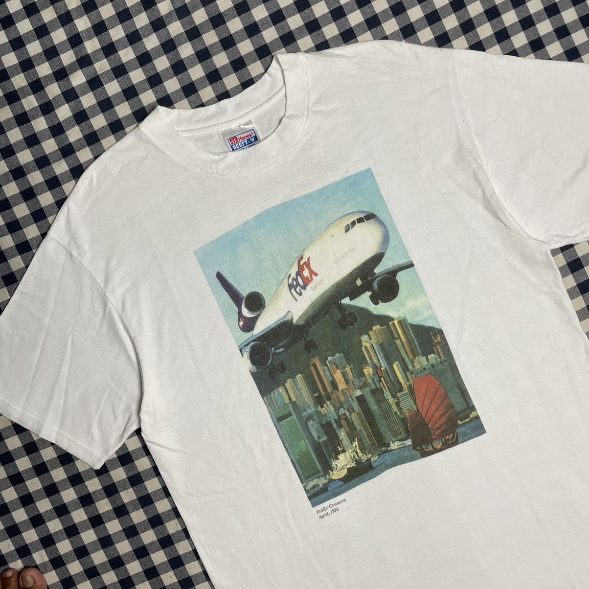 Vintage T-Shirt Vintage FedEx Hong-Kong Promotion April, 1998 Size US L / EU 52-54 / 3 - 2 Thumbnail