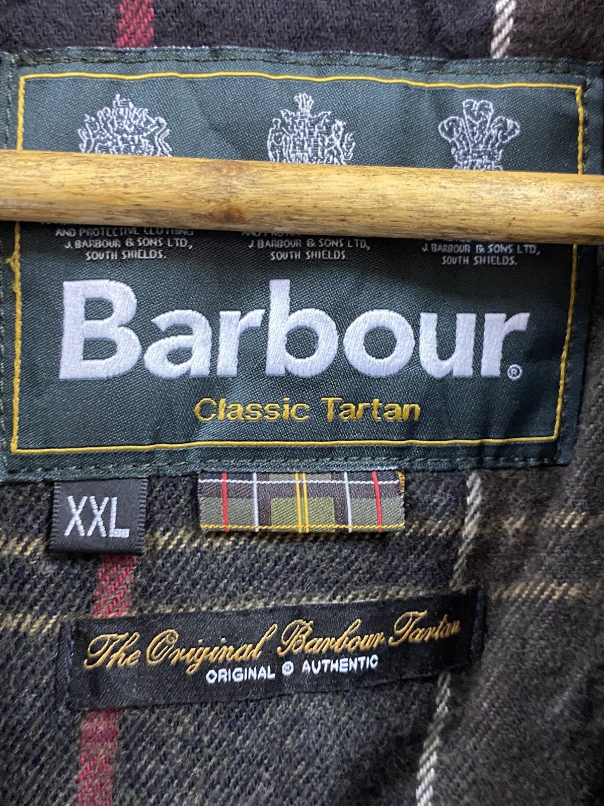 Barbour AW 16 PDD Barbour Carrbridge Classic Tartan Size US XL / EU 56 / 4 - 14 Thumbnail