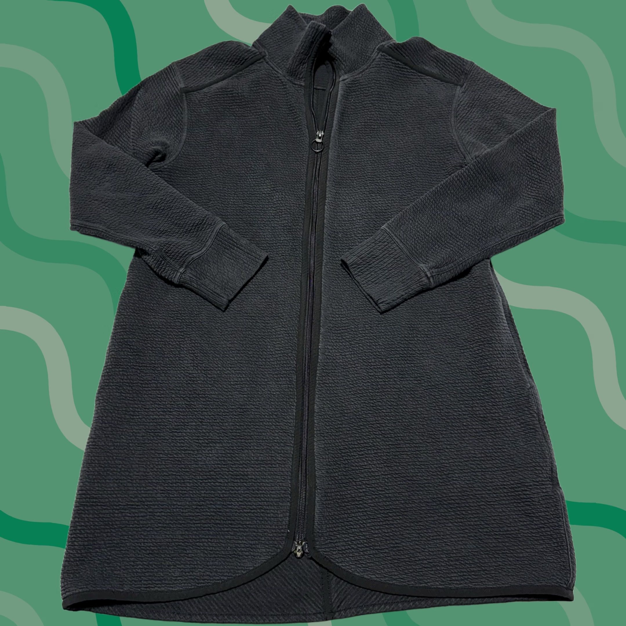 Lululemon VINTAGE? No — Sorry need to avoid. Size L / US 10 / IT 46 - 1 Thumbnail