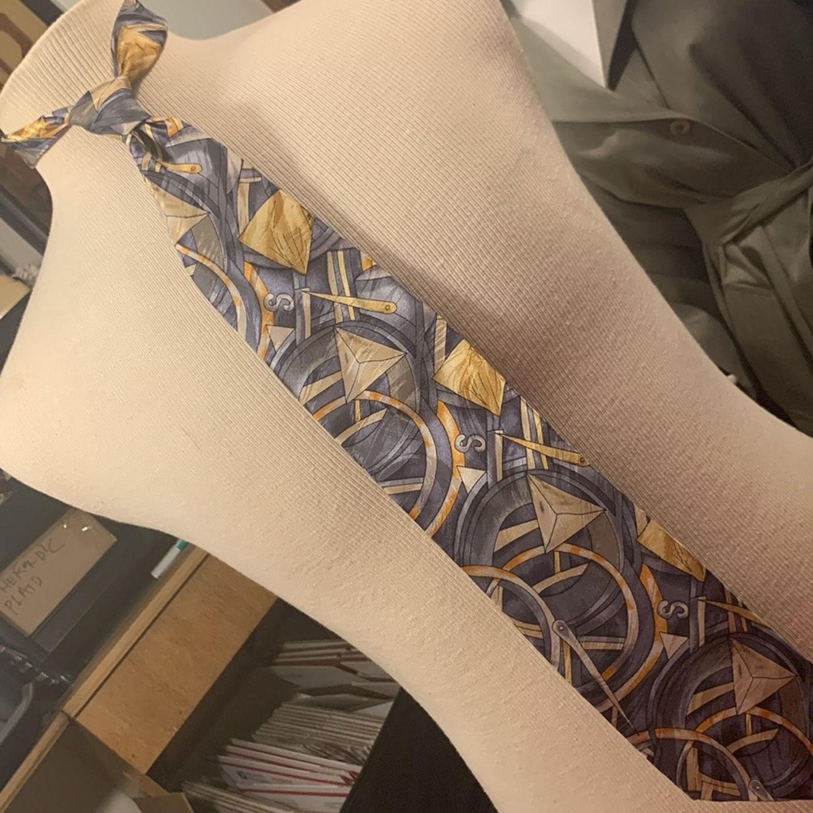 Vintage J. Garcia,Grateful Dead abstract modernist 100% silk necktie Size ONE SIZE - 6 Thumbnail