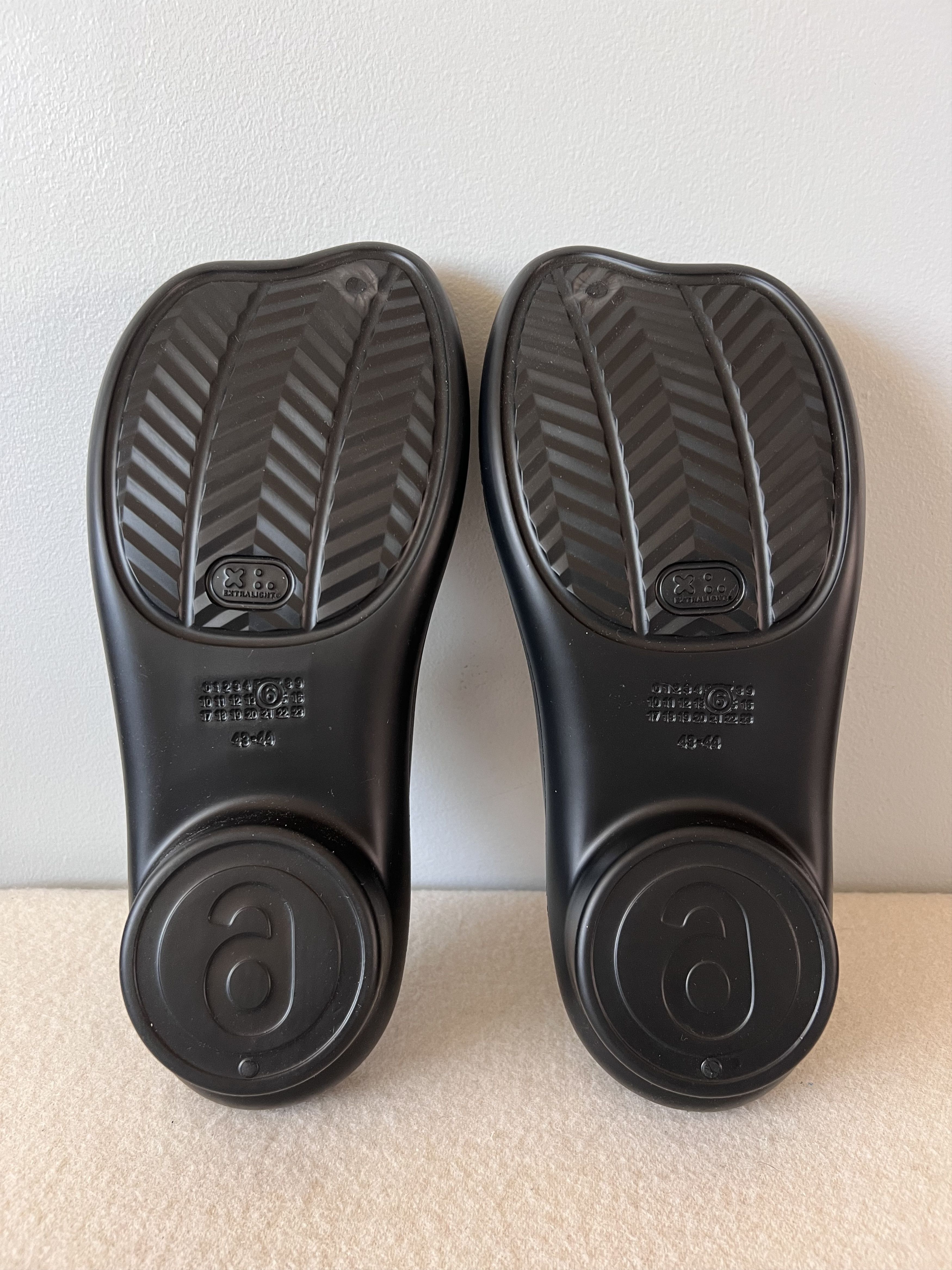 Maison Margiela MM6 Maison Margiela Anatomic EVA Clogs in Black Size US 11 / EU 44 - 6 Thumbnail