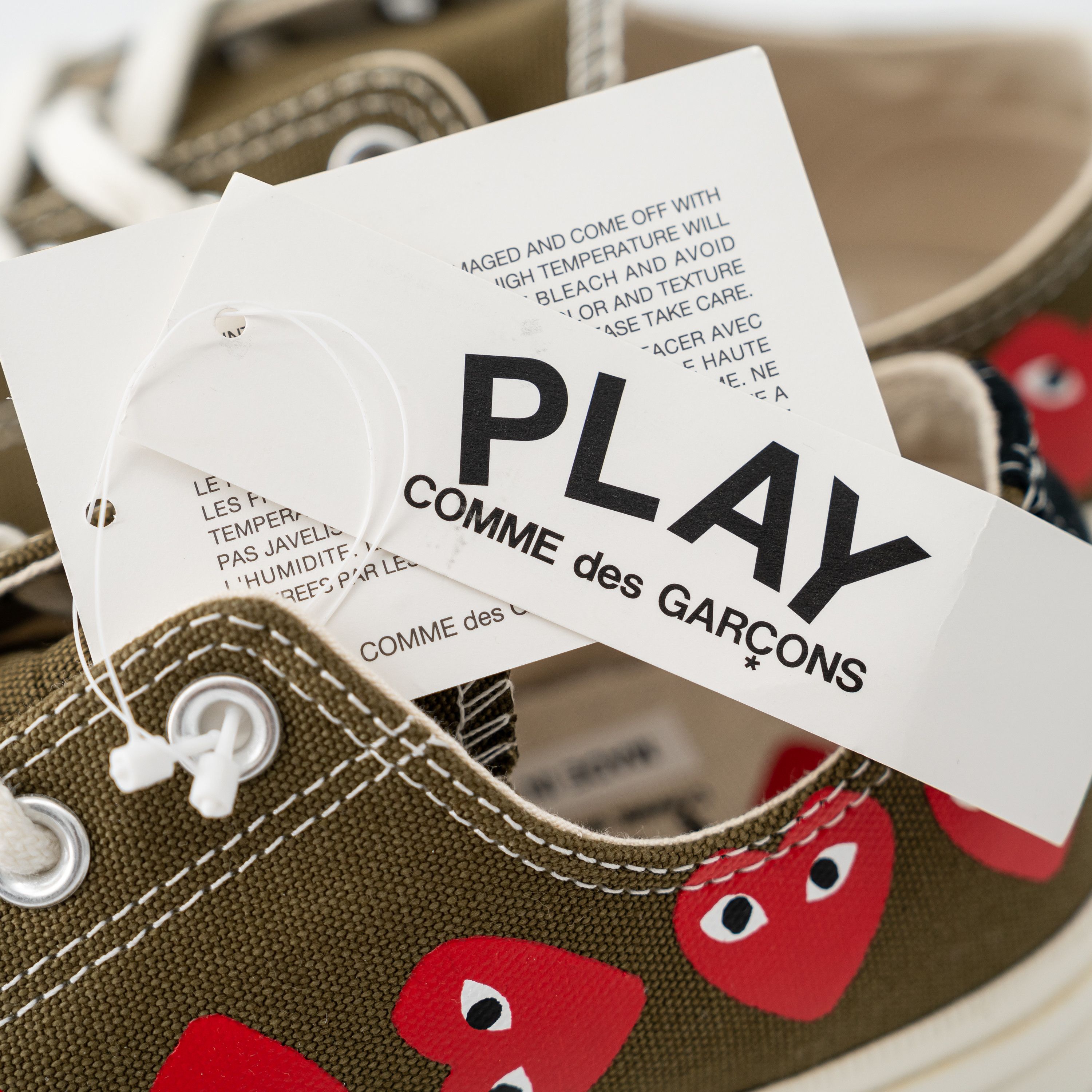 Converse 8 Converse Comme des Garçons Play Chuck 70 Low Multi Heart Size US 8 / EU 41 - 8 Thumbnail